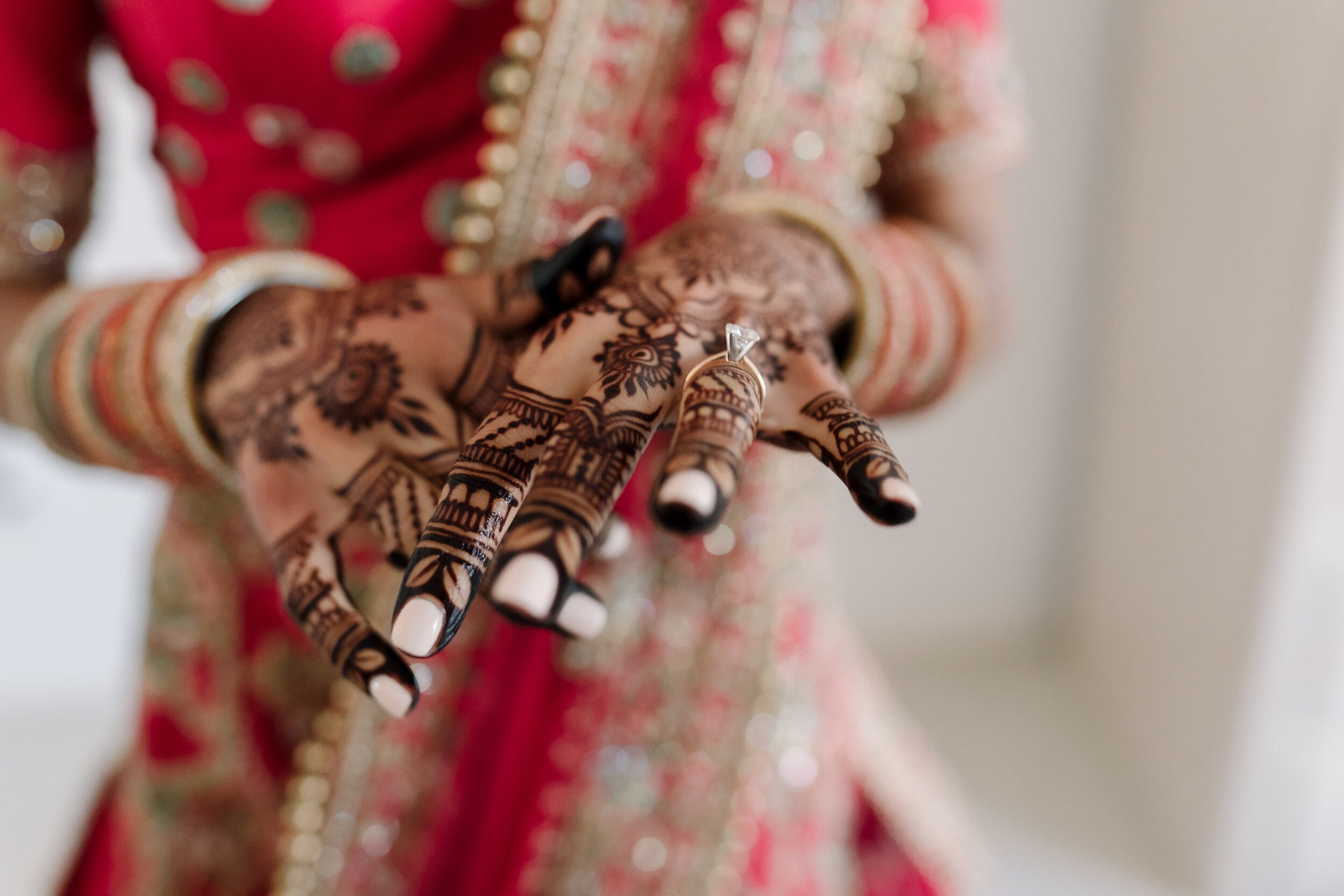 Prachi-Sean-Backyard-Wedding-Matei-Horvath-Bride-Details-5.jpg