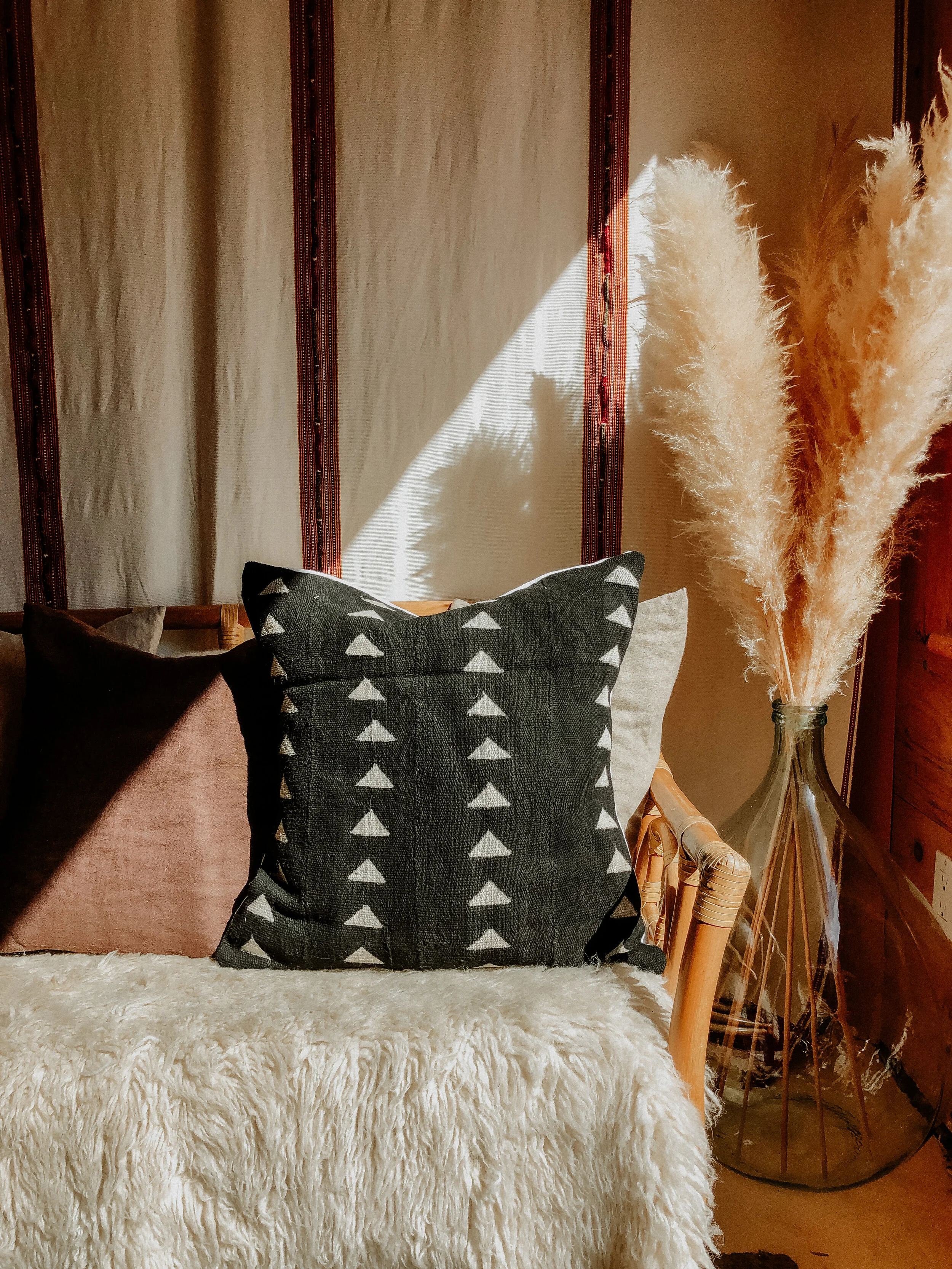 [onyx 05] Mud Cloth Pillow