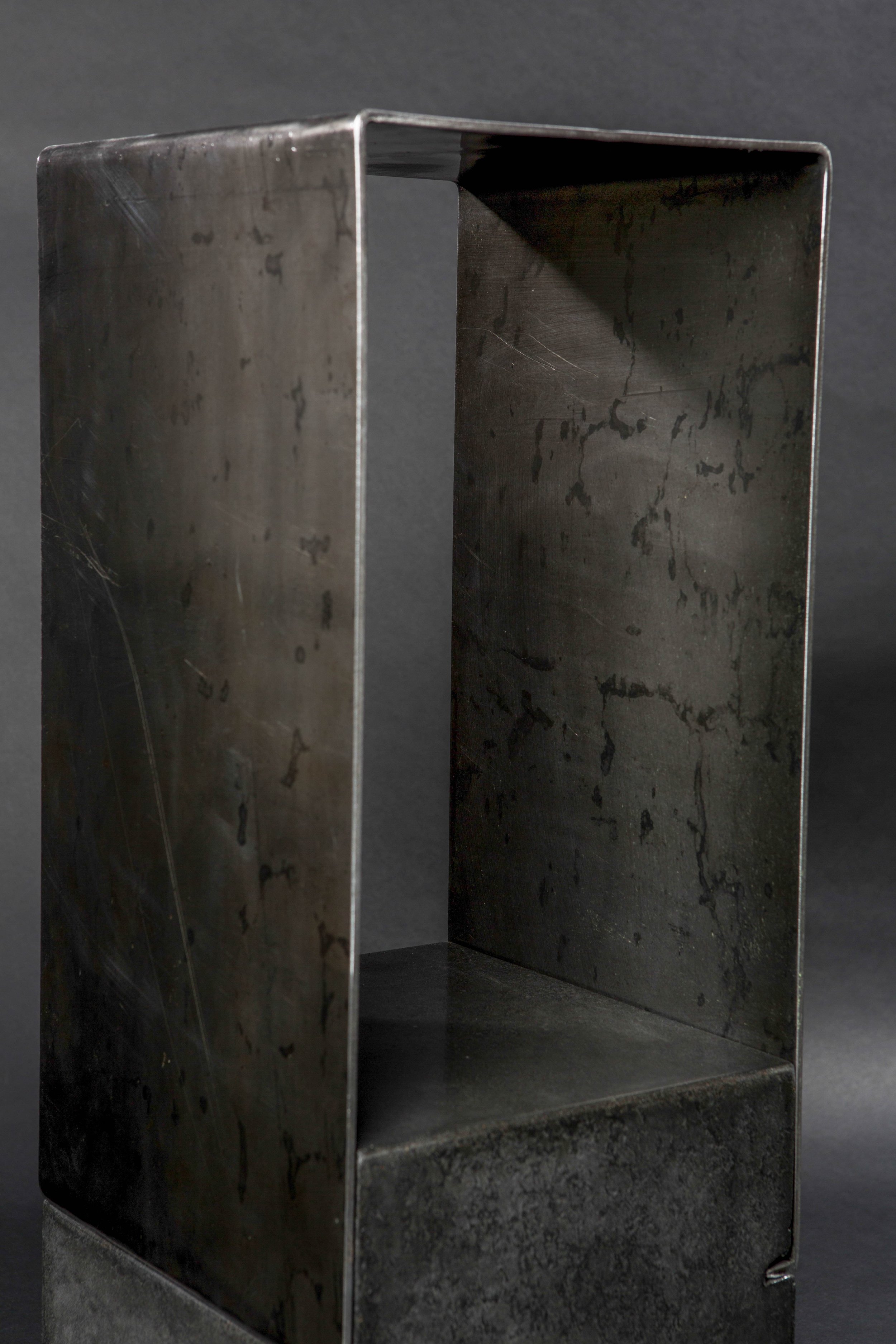 tall bent steel side table_1228.jpg