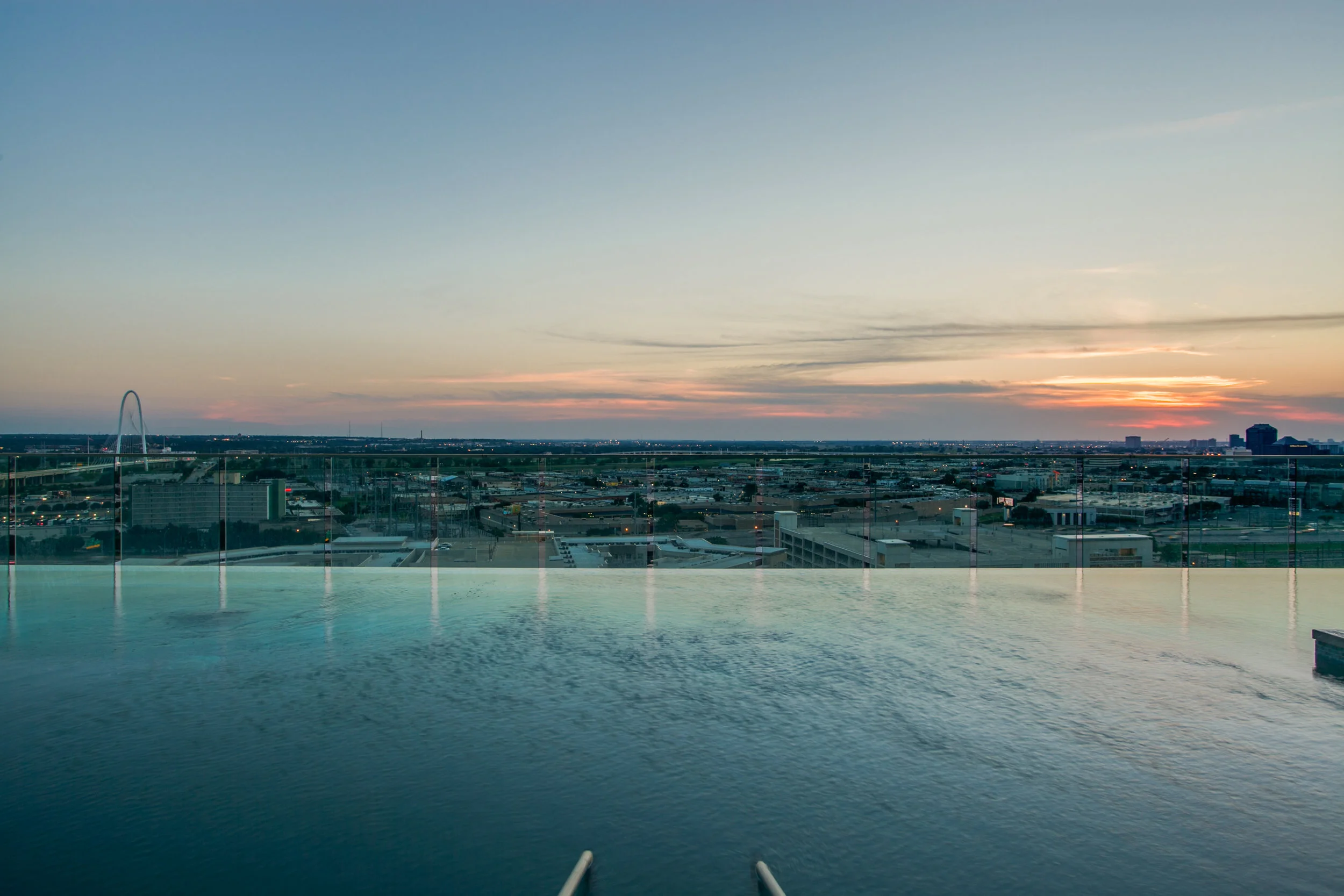 2408-victory-park-ln-dallas-tx-1133-1-High-Res-28.jpg