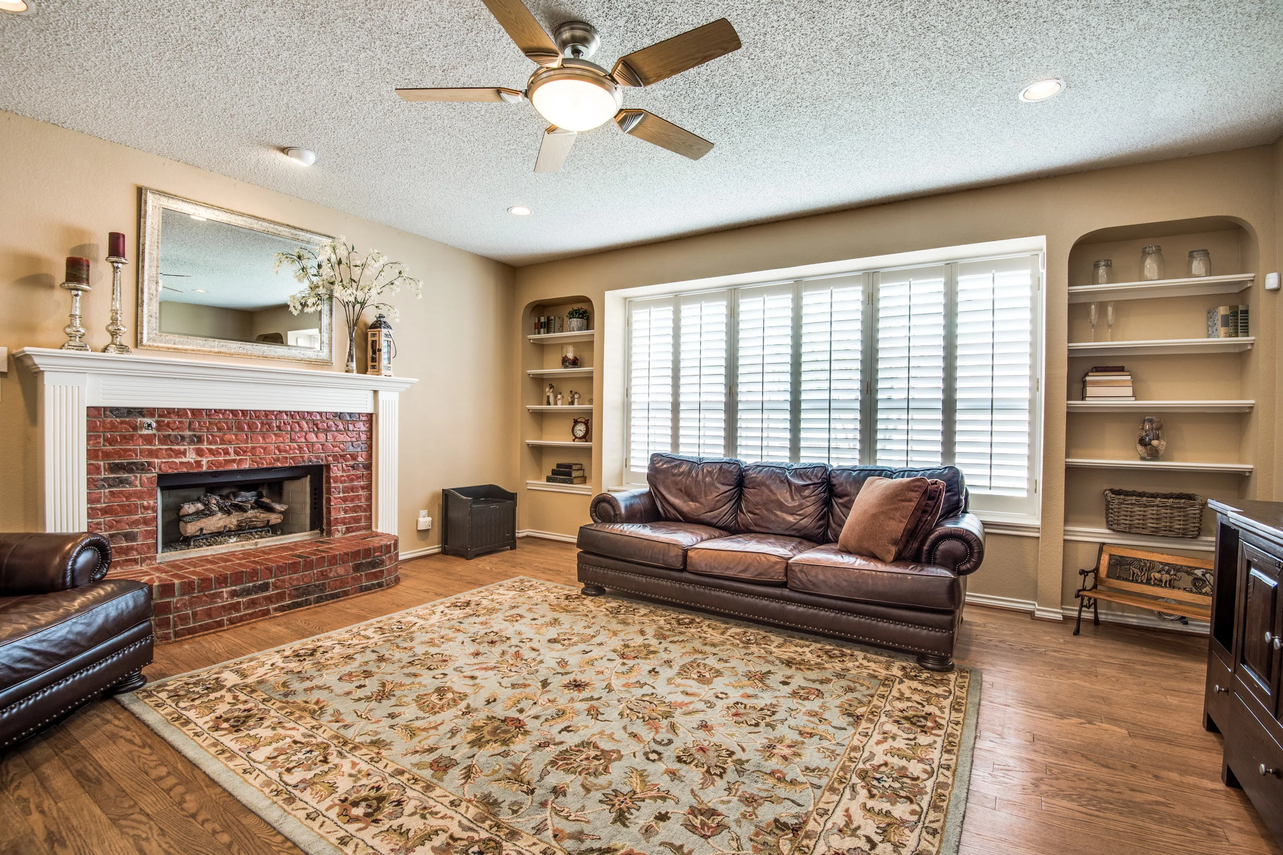 2117-hearthstone-dr-carrollton-tx-High-Res-12.jpg