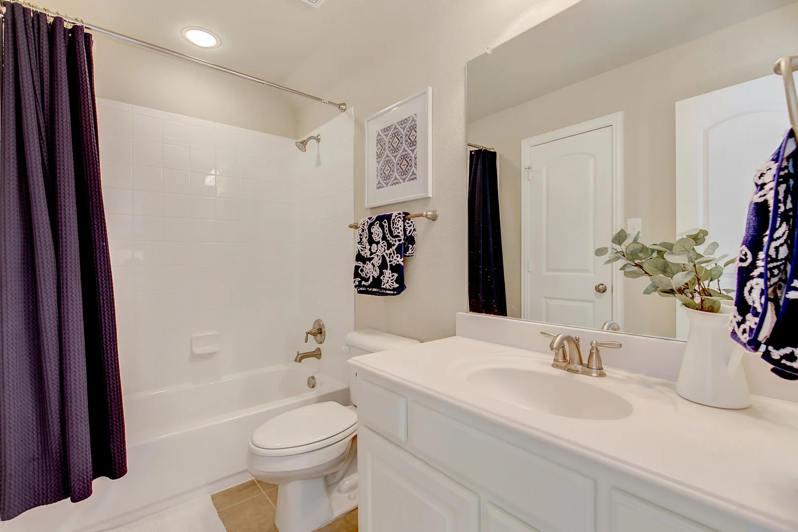 25_133_Westminster_Drive25_mls.jpg