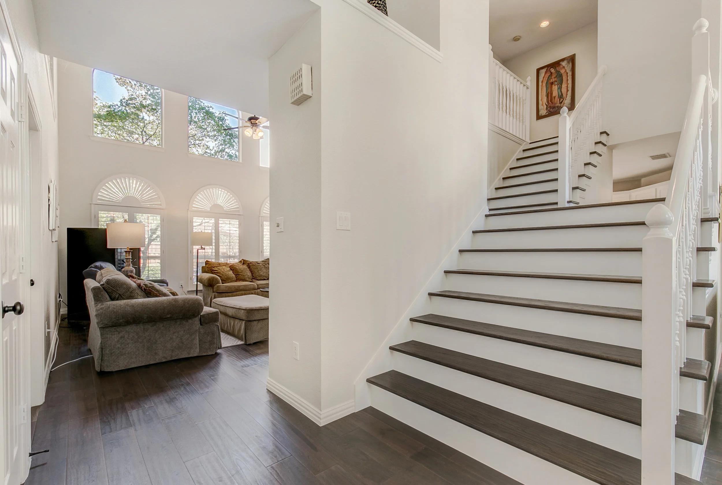 10_110_Ridgewood_Drive10.jpg