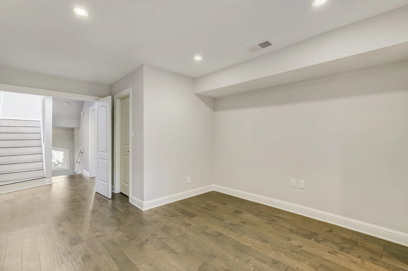 26_7418_Fair_Oaks_Avenue26_mls.jpg