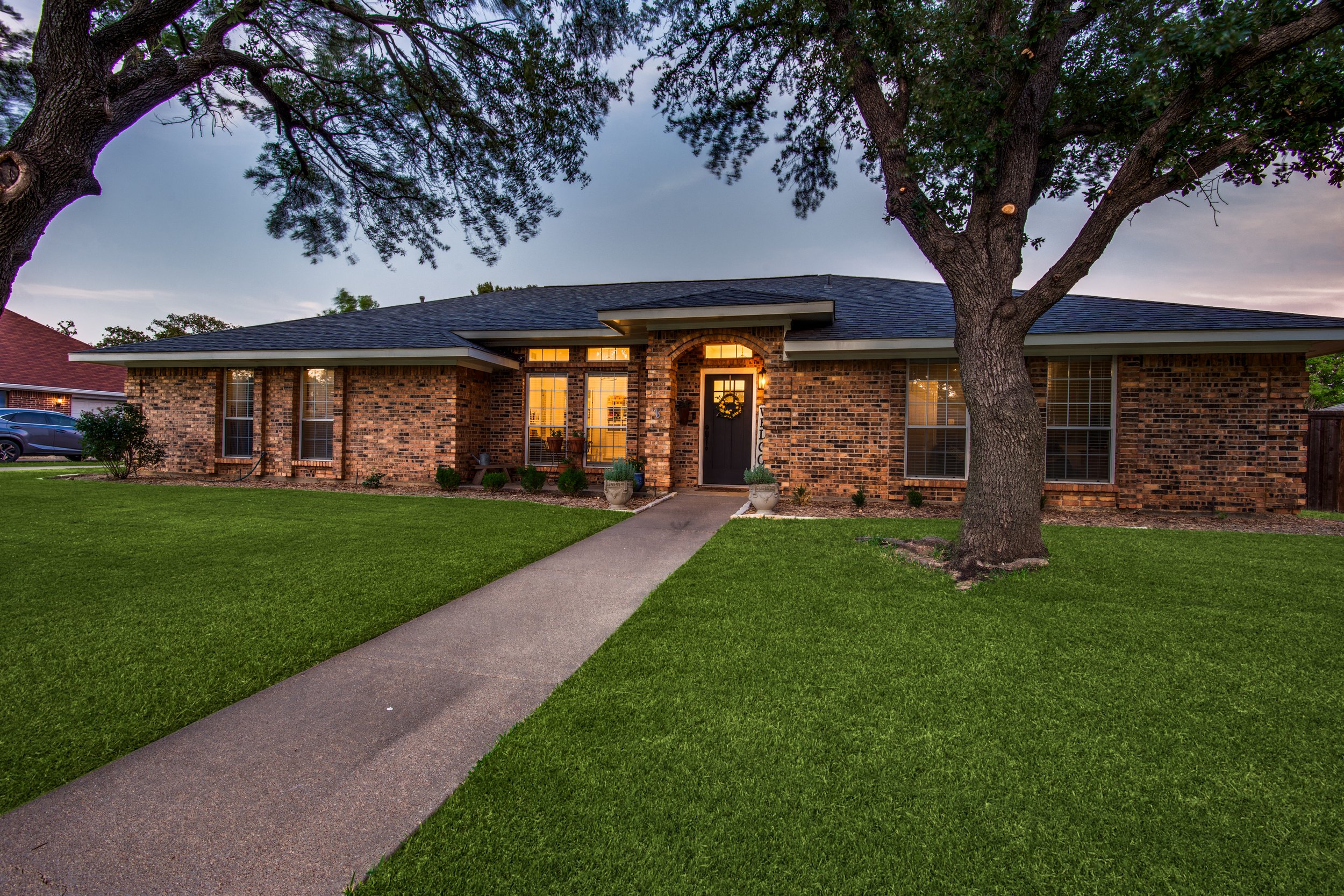 218-village-tree-dr-highland-village-tx-75077-High-Res-2.jpg