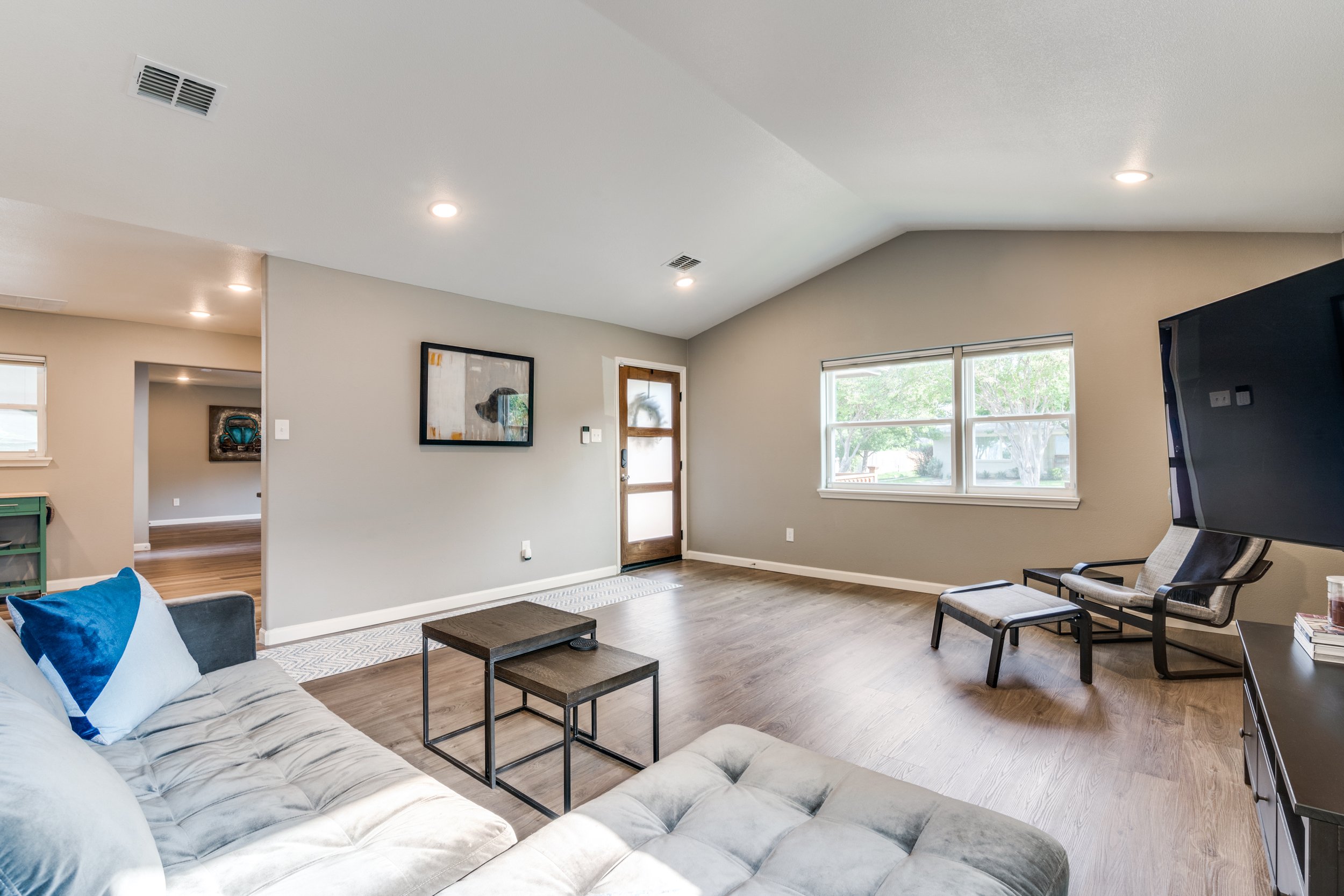 2316-hillsboro-ave-dallas-tx-75228-High-Res-5.jpg