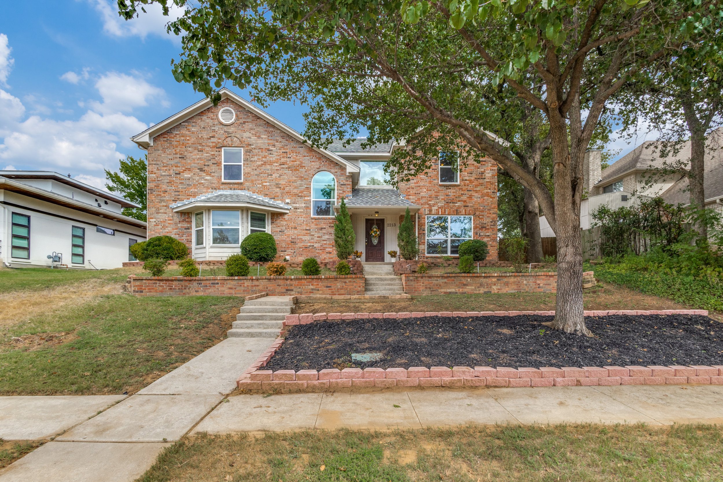 2213-wren-ln-lewisville-tx-75077-High-Res-1.jpg