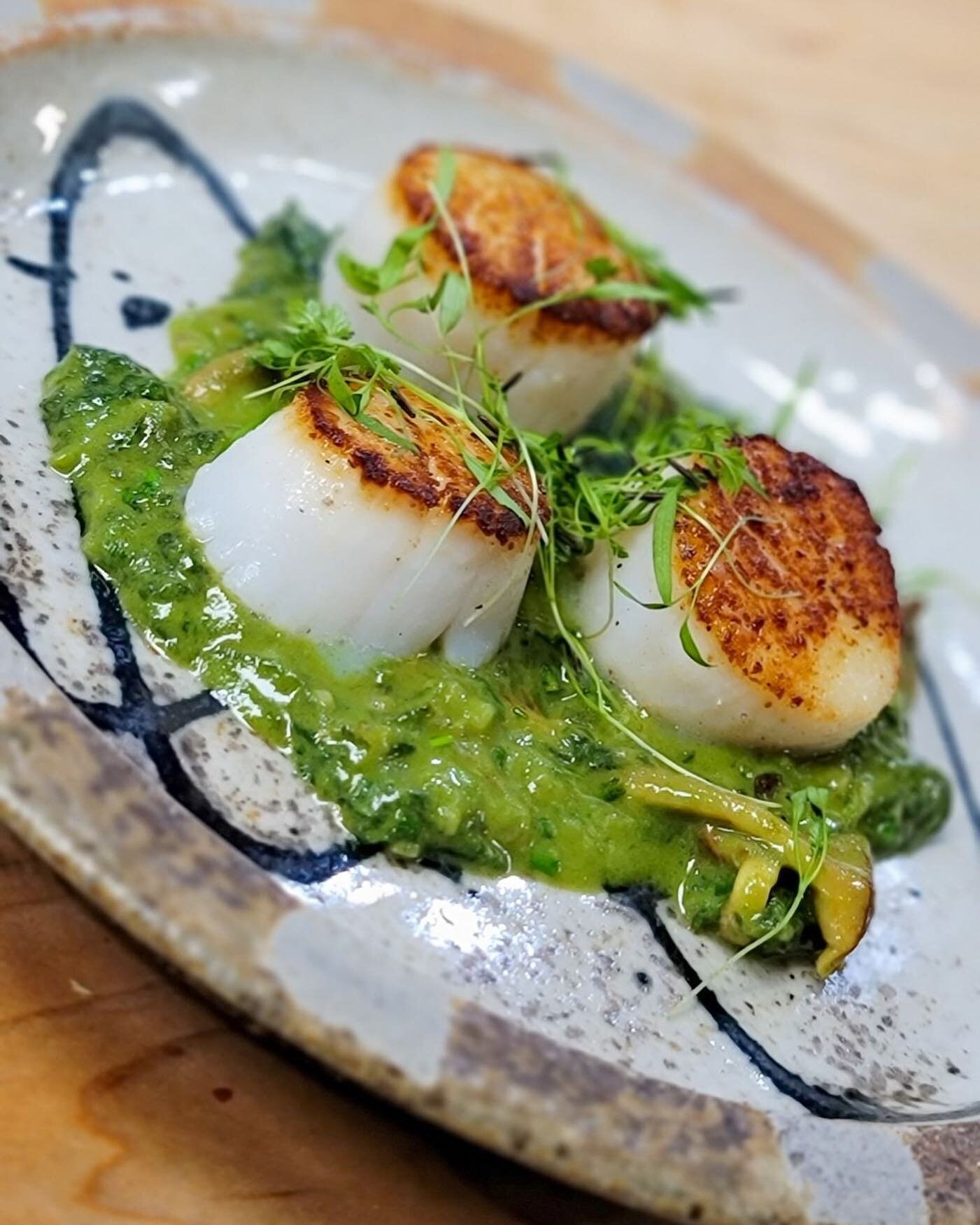 Our scallops are getting a new upgrade this weekend! 

&quot;Creamed&quot; greens, chestnut mushrooms from @Chesapeakefungi, foraged stinging nettles from @chefinitup. 

Here today, gone tomorrow; better come get it soon!

Hit the Reserve button!