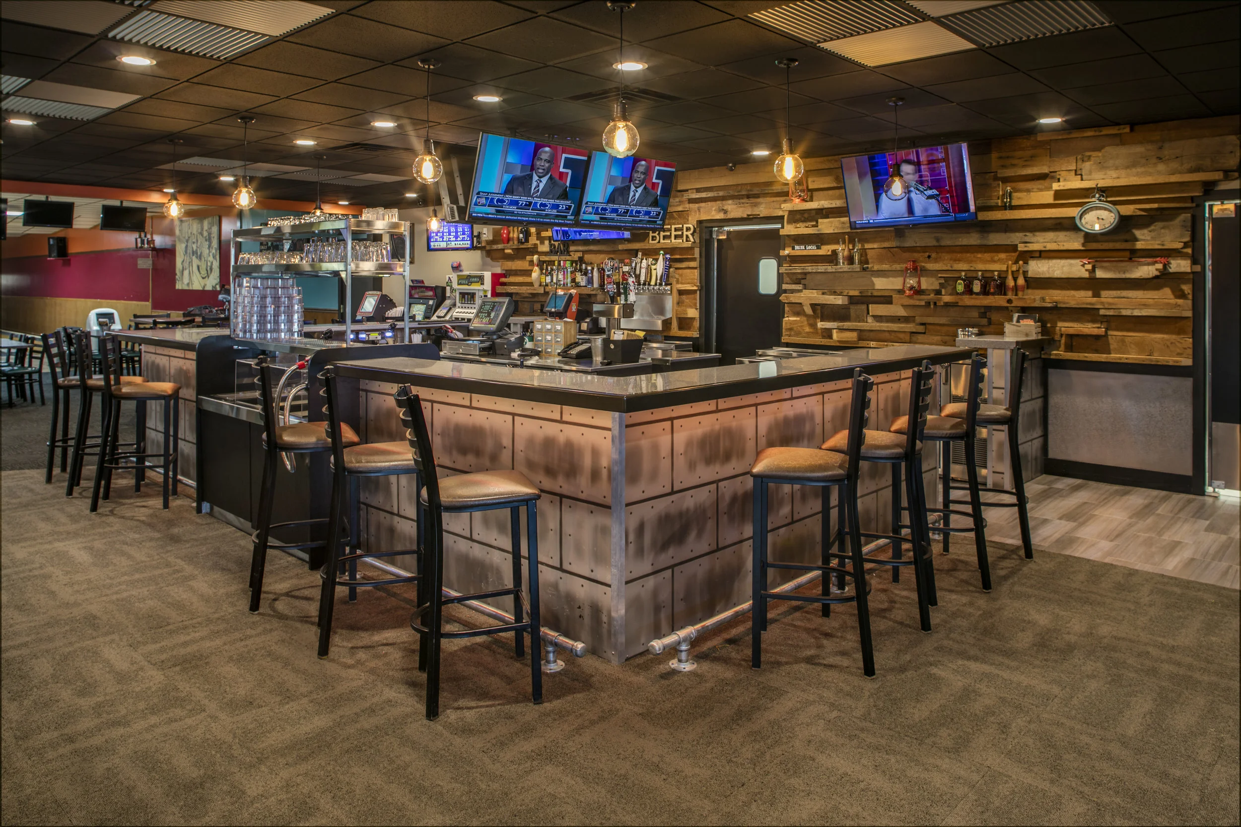 Rustic Bar and Grill