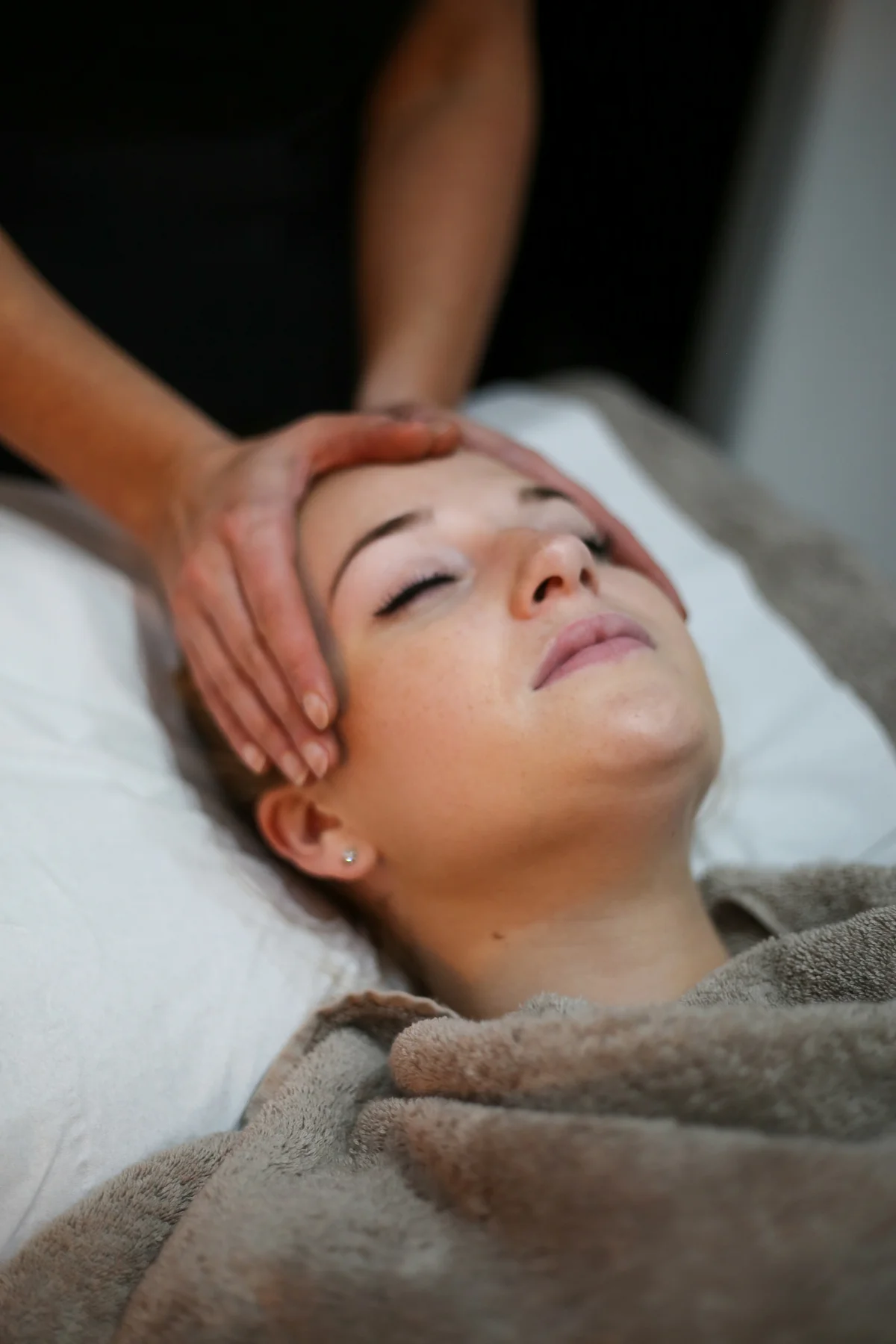 A relaxing Indian Head Massage can relieve stress