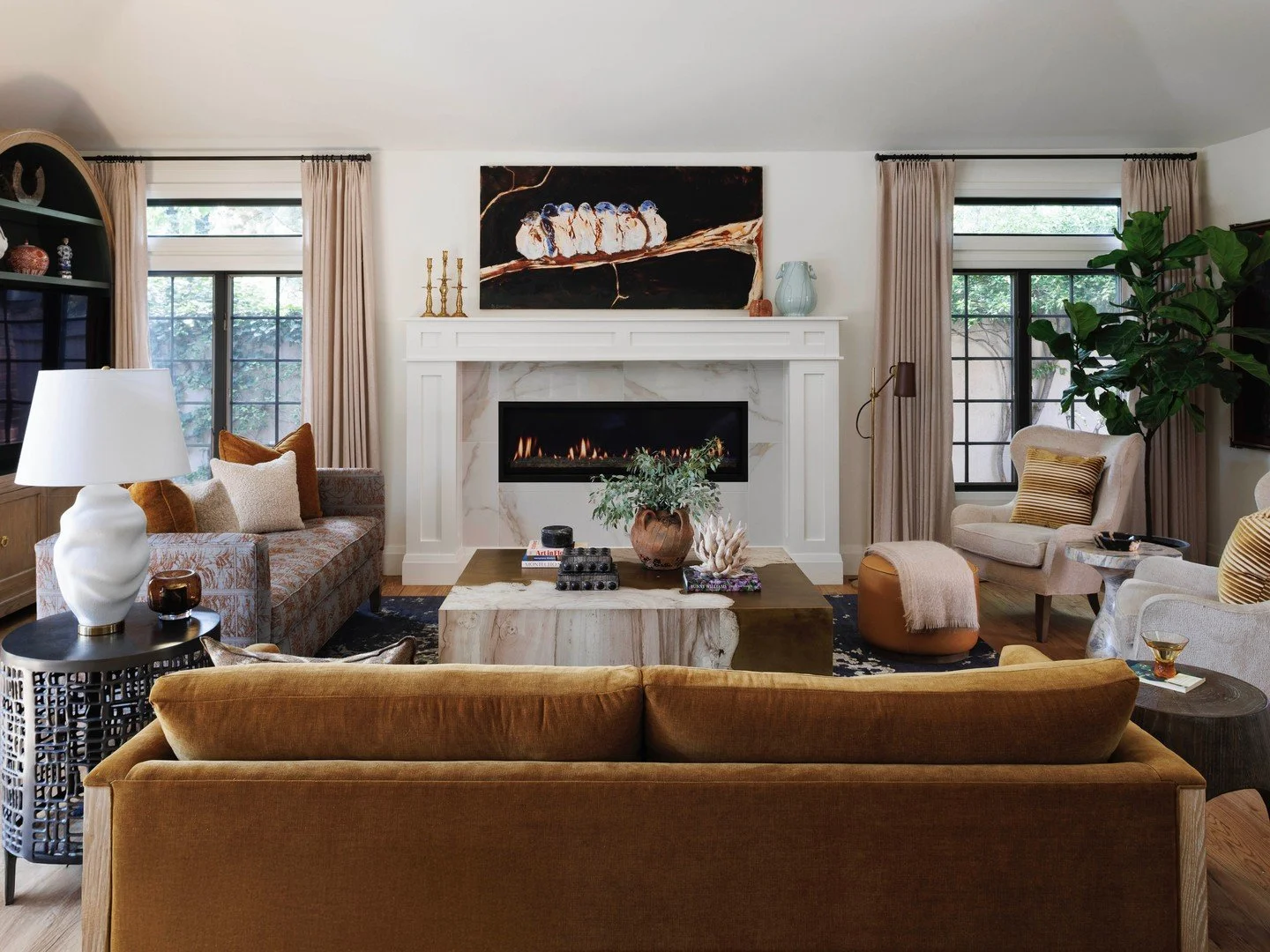 A living room that actually lives up to its name. Plush seating, natural light, and earthy tones make it the spot everyone wants to land at the end of the day.

.
.
.

photography: @emredfield

#atelier #interiordesign #livingroomdesign 
#livingroom 