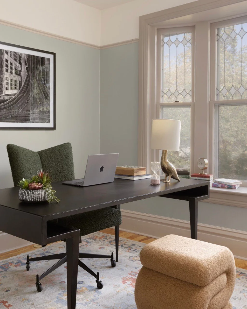 The work-from-home fantasy: sunlight, soft textures, and a desk setup that actually makes you want to reply to emails.

Welcome to the Fillmore office, where productivity meets pretty.

.
.
.
photography: @kyliefitts

#atelier #interiordesign #homeof