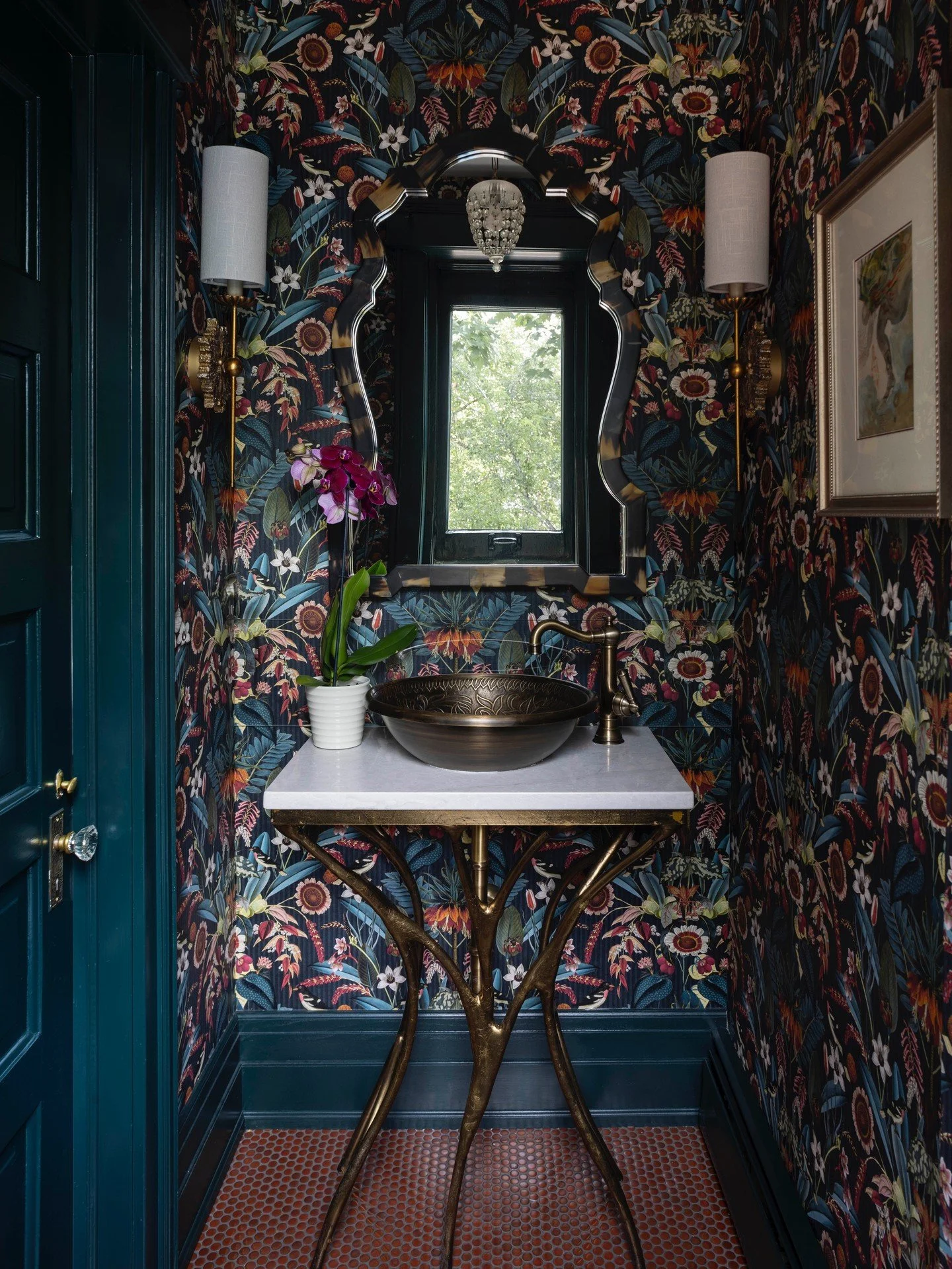 Small room. Massive personality. Zero apologies. The powder room at Atlas House is the kind of space that stops guests in their tracks and honestly that was exactly the goal. Bold color, pattern on pattern, and a fearless commitment to maximalism in 