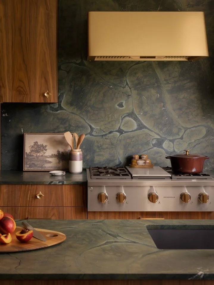 The kitchen that started it all. Honed quartzite for the backsplash and countertops, custom cabinetry by Space Theory, and a Benjamin Moore Mistletoe paint color that we are still thinking about. Tailored and functional but never too precious. This i