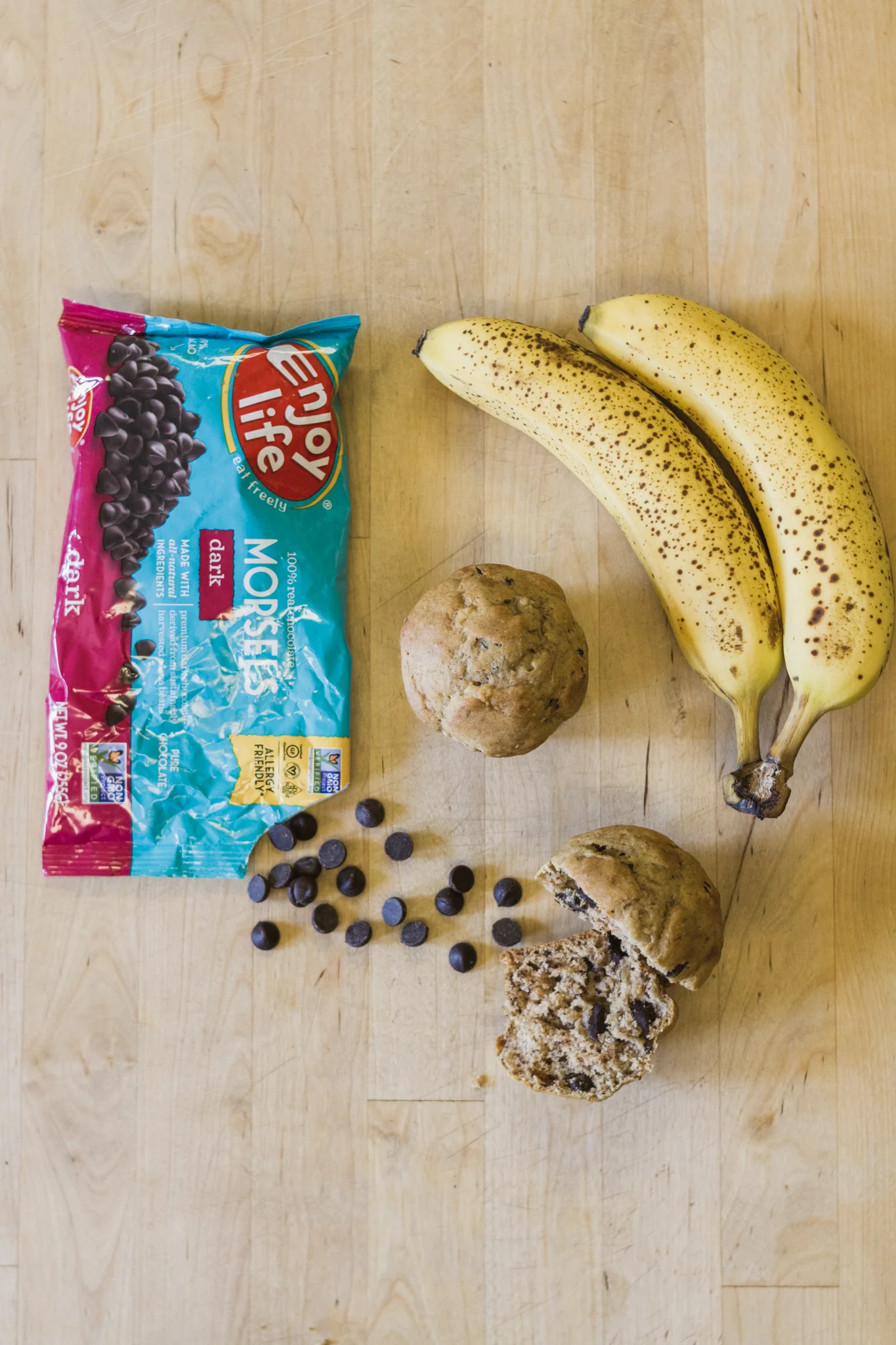 180822-KJP-11healthybananamuffins.jpg