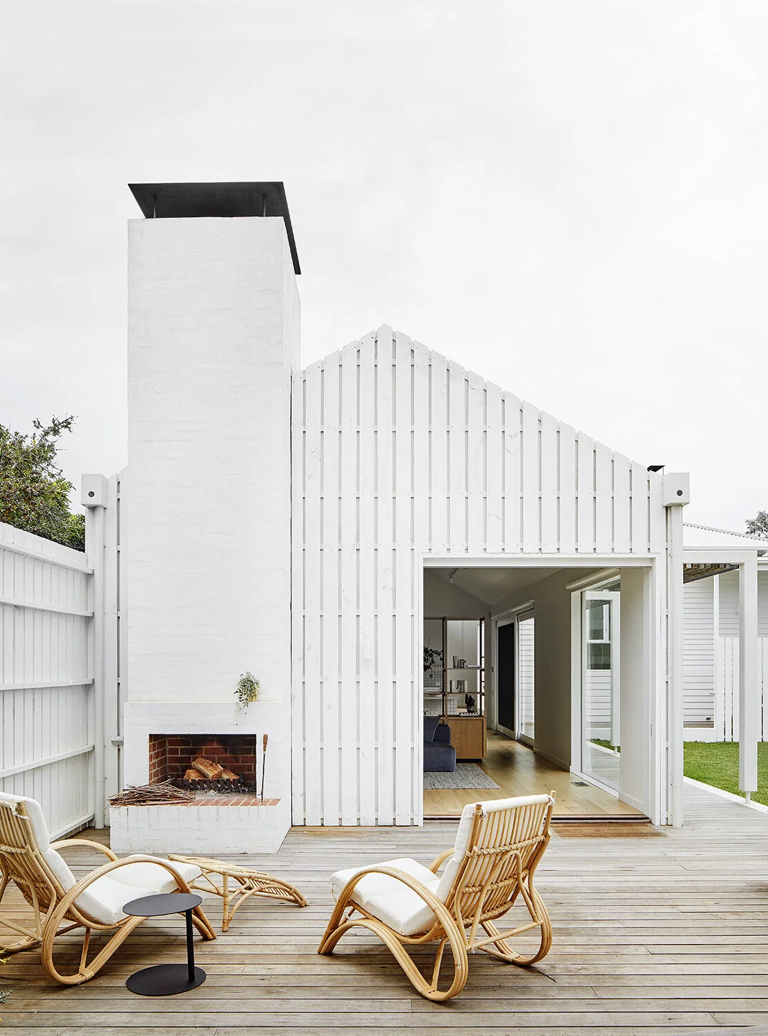 Portsea Peachy Green 03