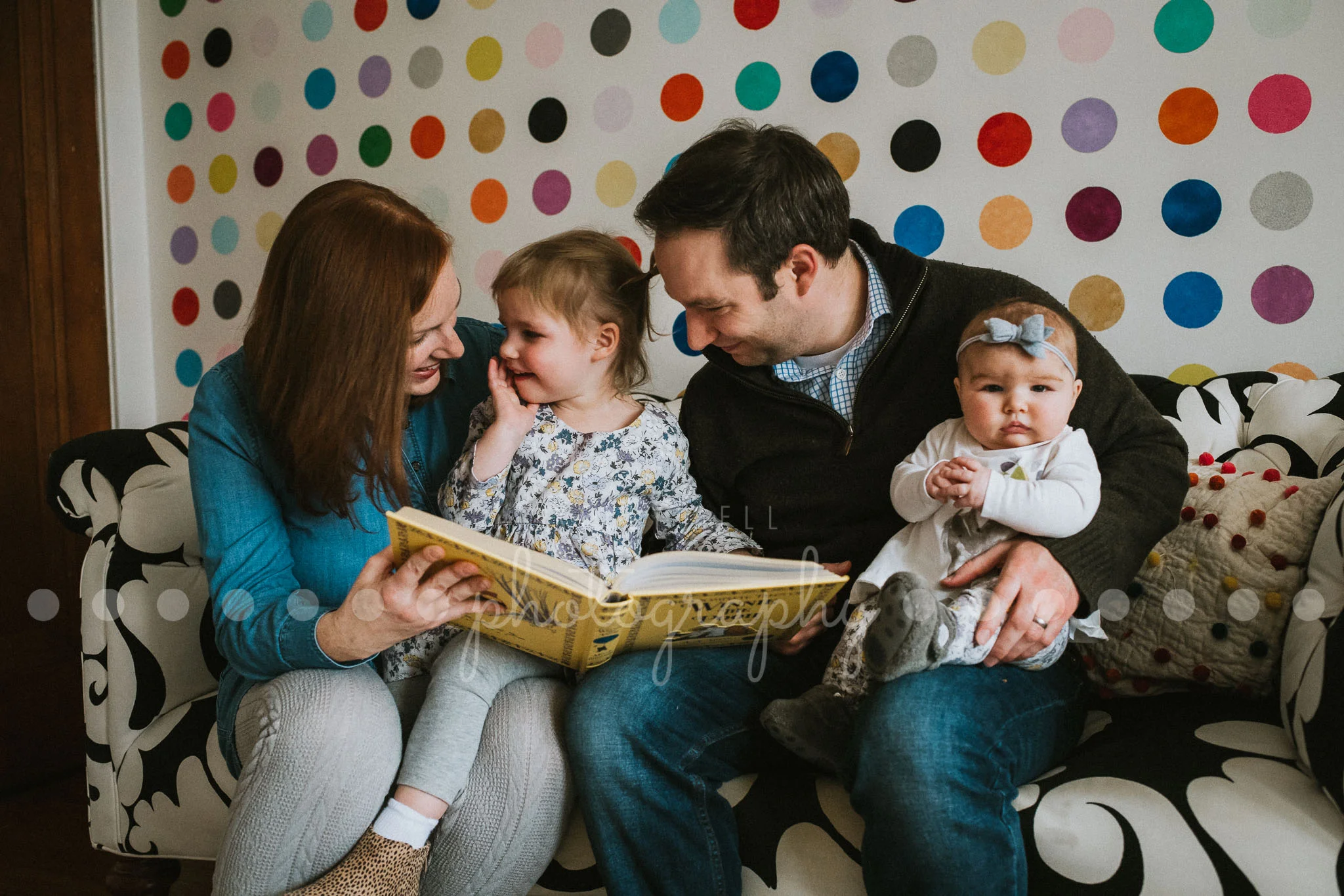 storytelling candid mini session