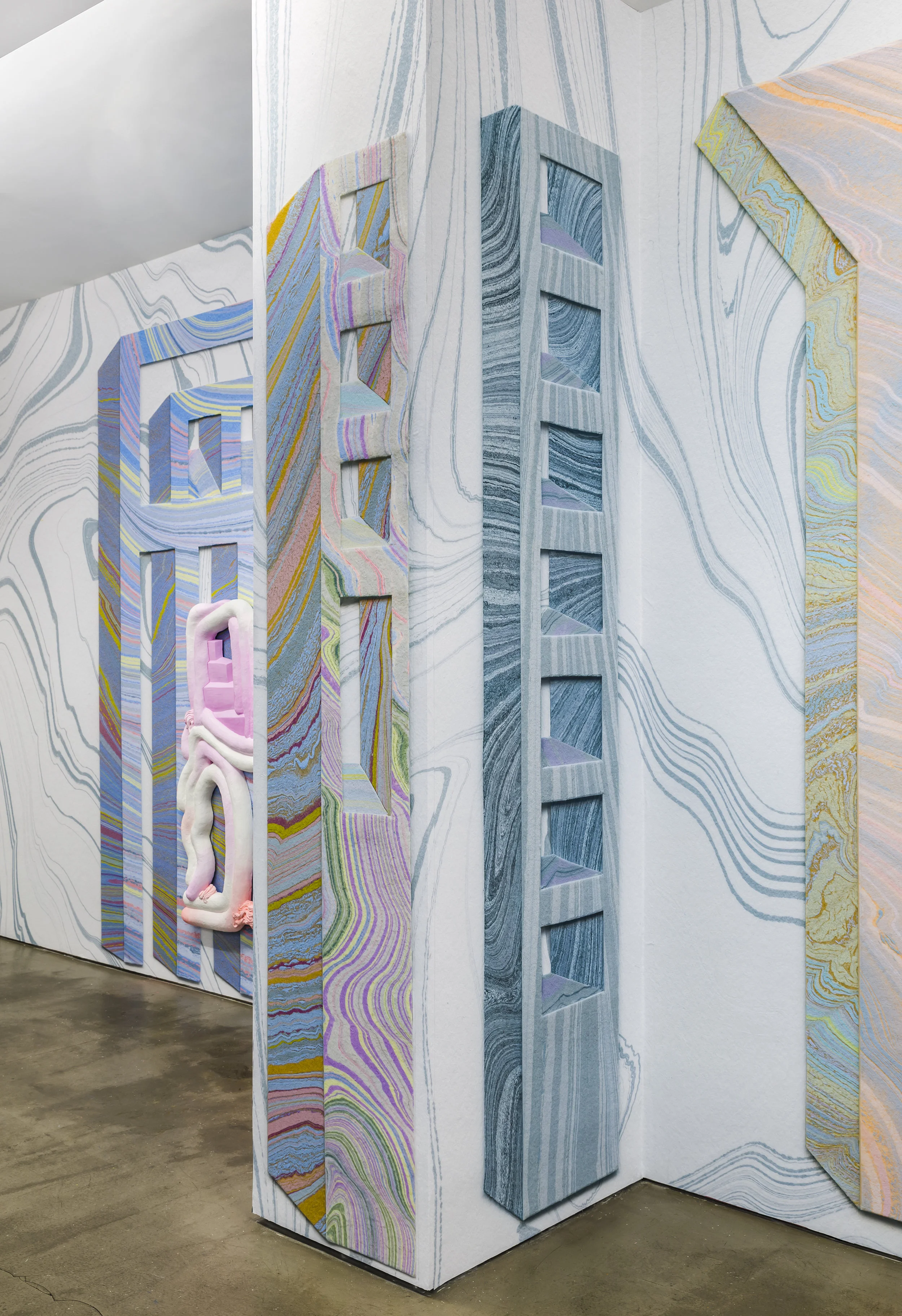LaurenClay_2018_install11.jpg