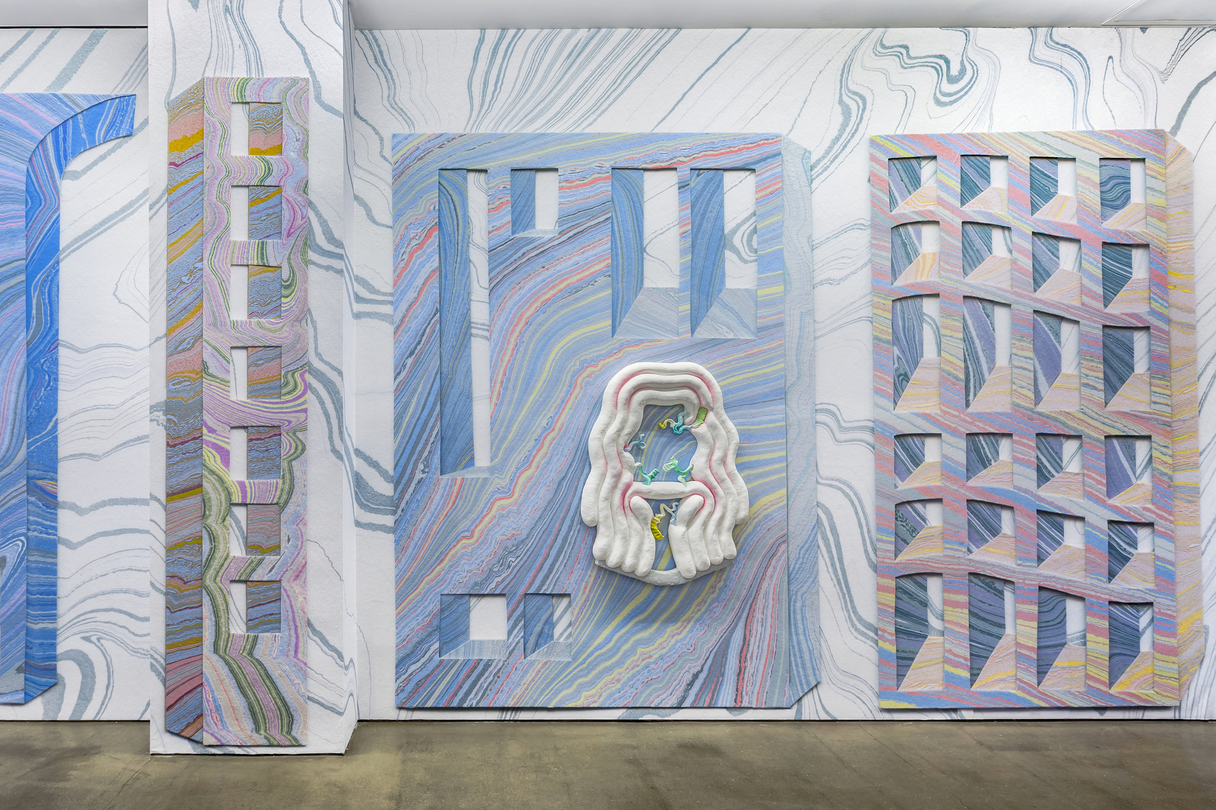 LaurenClay_2018_install4.jpg