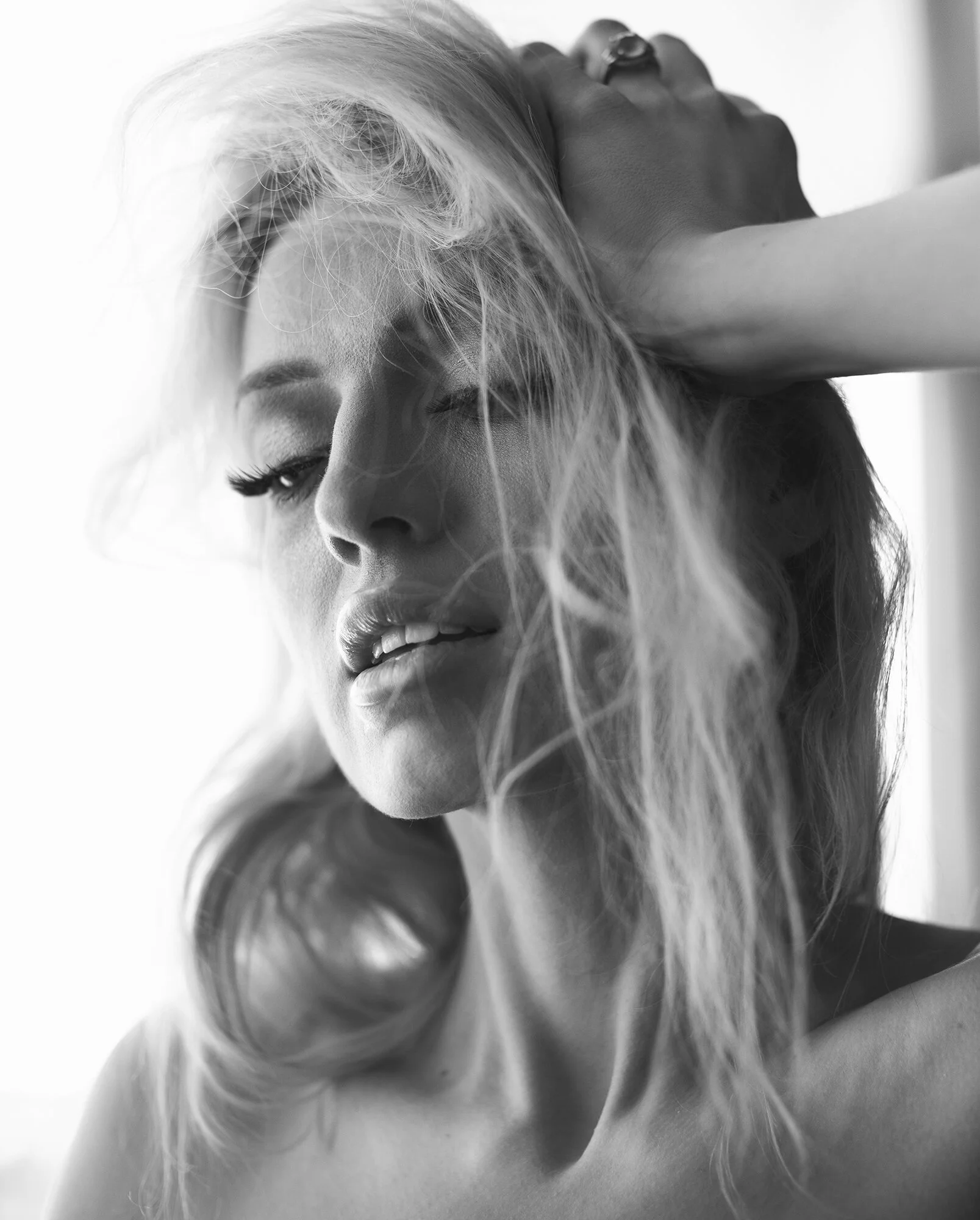 blonde_portrait_boudoir.jpg