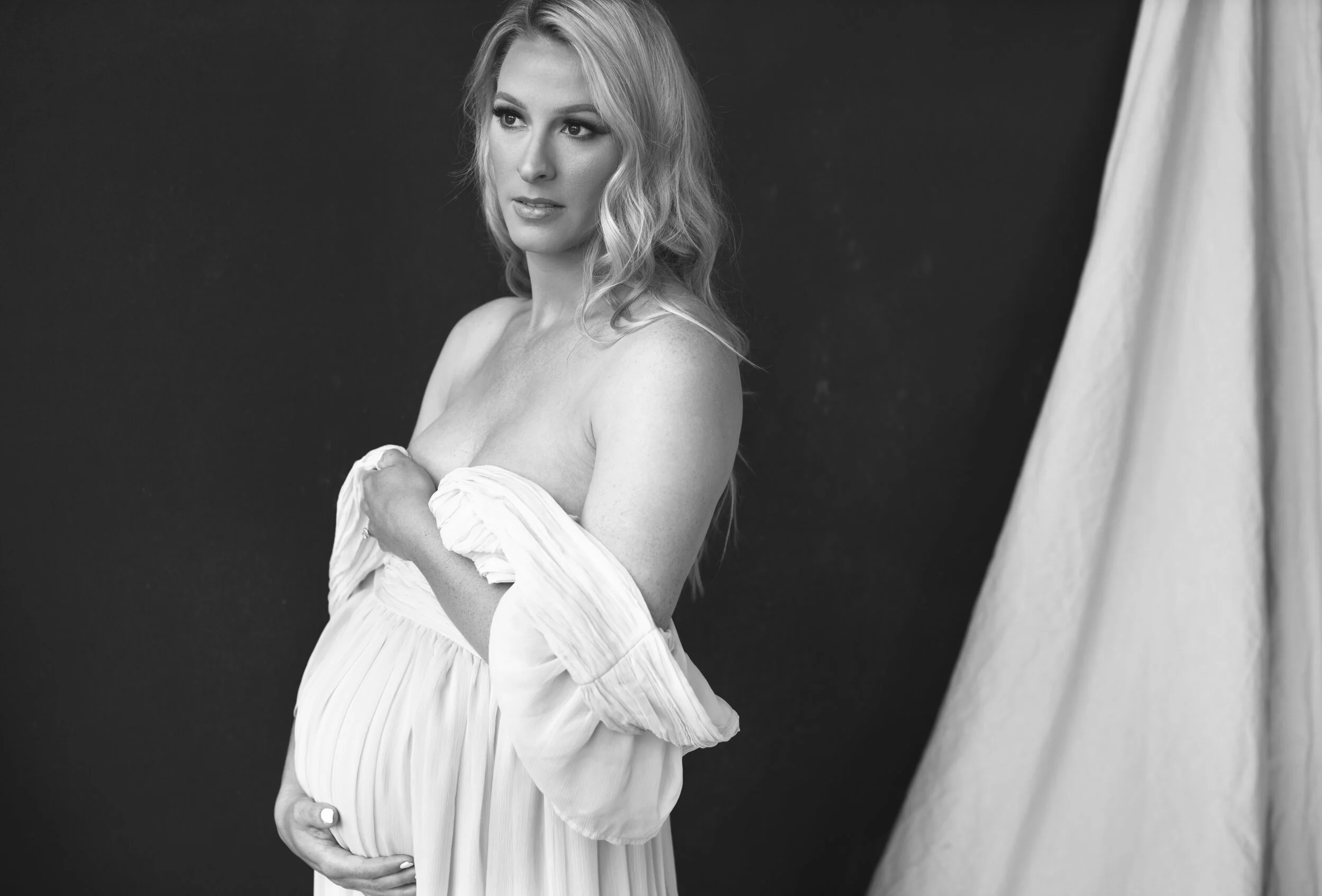 glamour_maternity_luxury_stlouis.jpg
