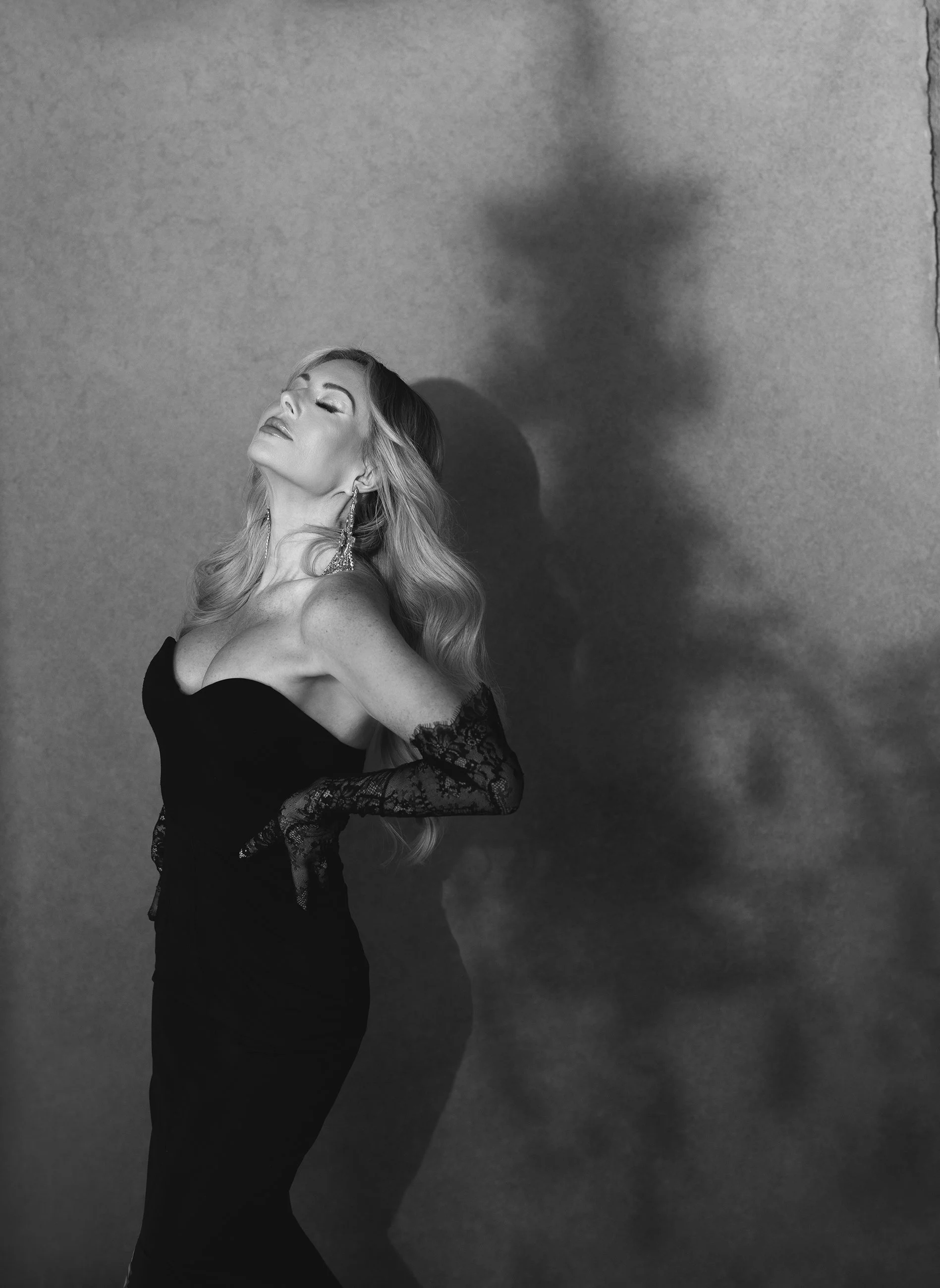 glam_photoshoot_stl_luxe_studio.jpg
