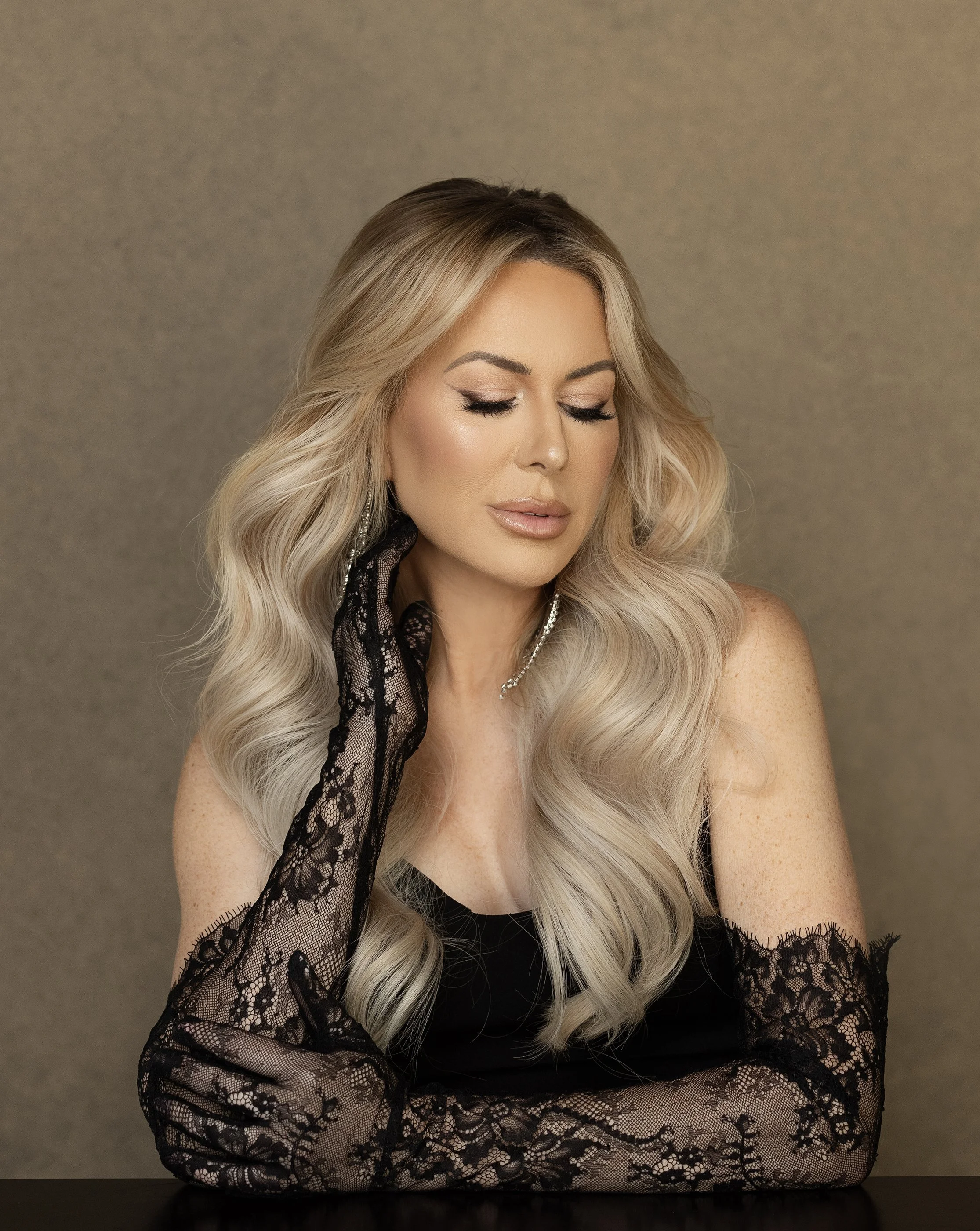 glamorous_photography_studio_st_louis.jpg