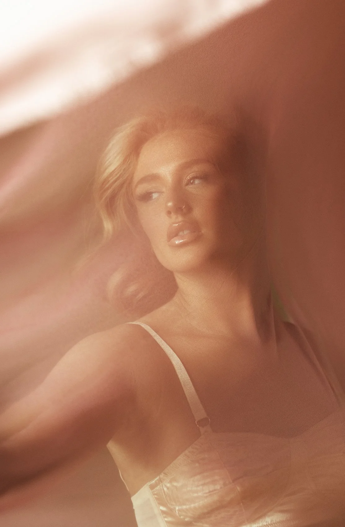 boudoir_stl_st.louis_chicago_studio_photographer.jpg