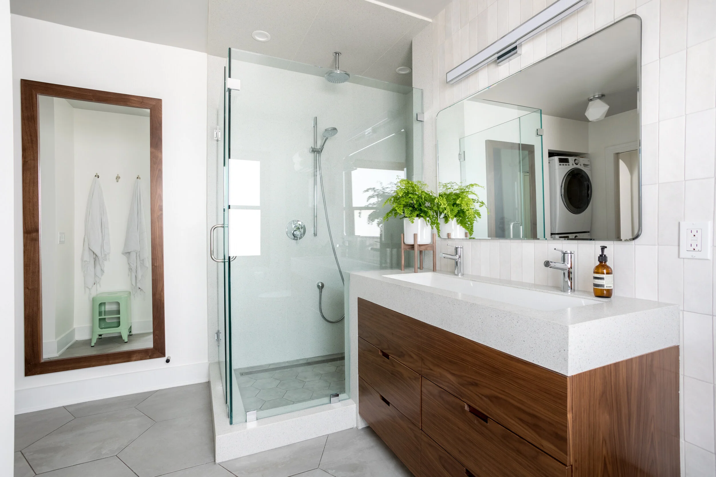 Design + Build — R and R Design