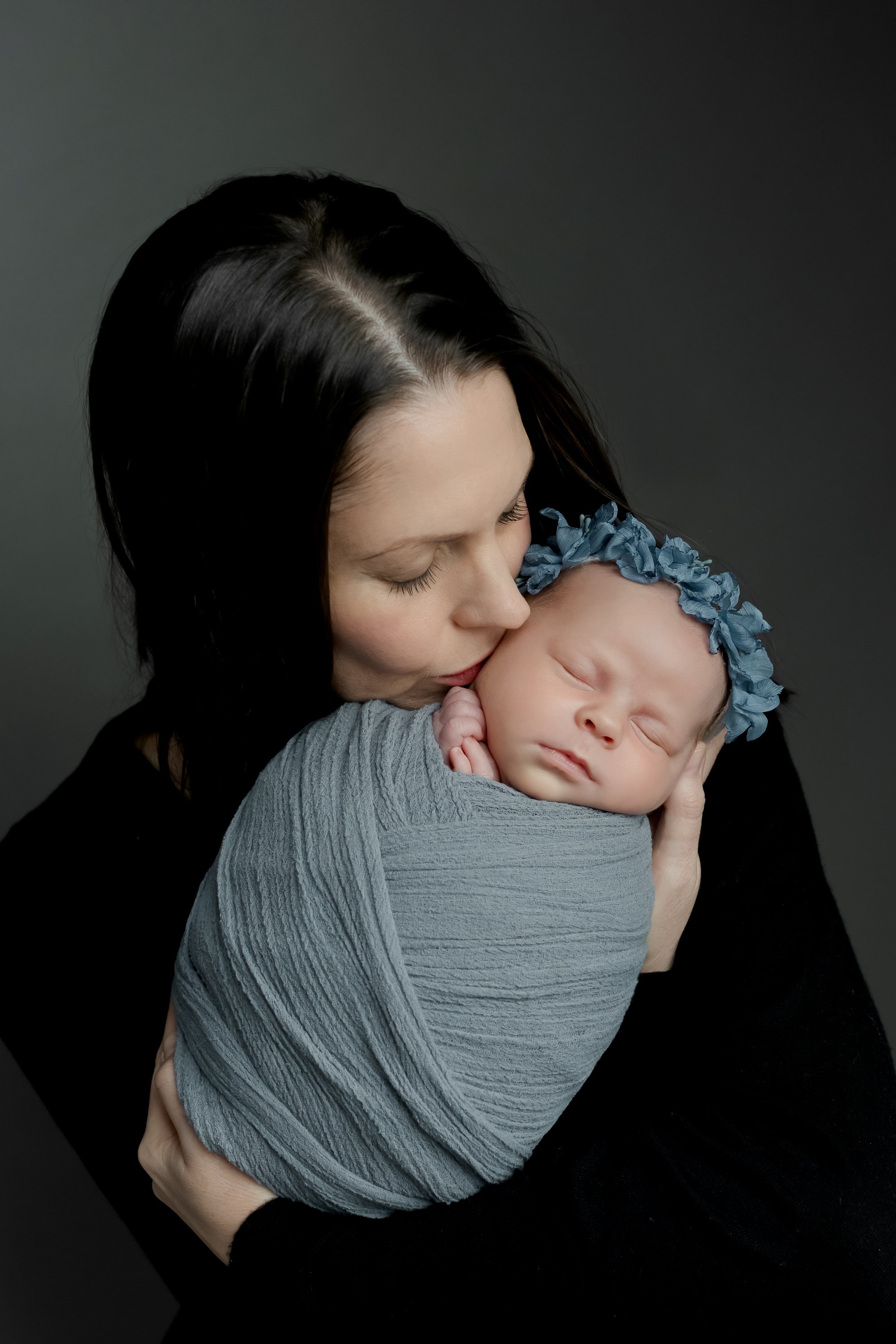 newborn family photo by annaclaire studio  (5).JPG