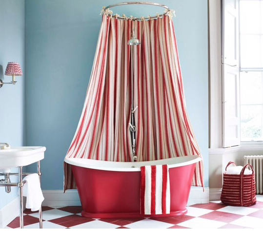 Homes & Gardens