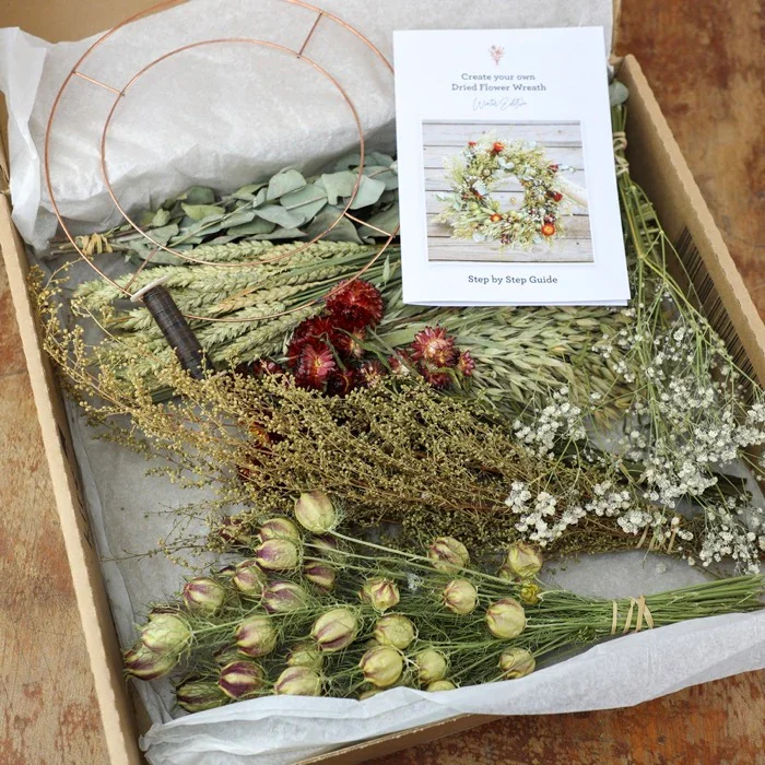 LSF-DIY-Wreath-Kit-Winter-Edition-3-700px-web.jpg.webp