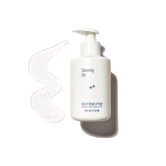 CleansingGelWithSwatch_1000x.webp