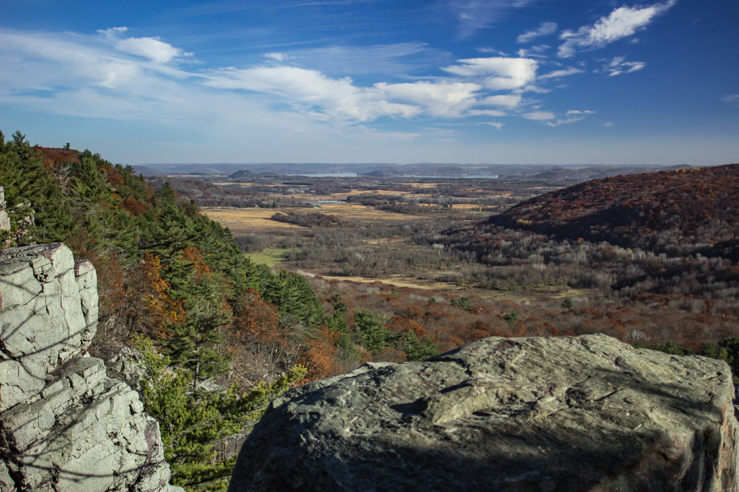 Blog 2016-11 DevilsLakeLoop-3635.jpg
