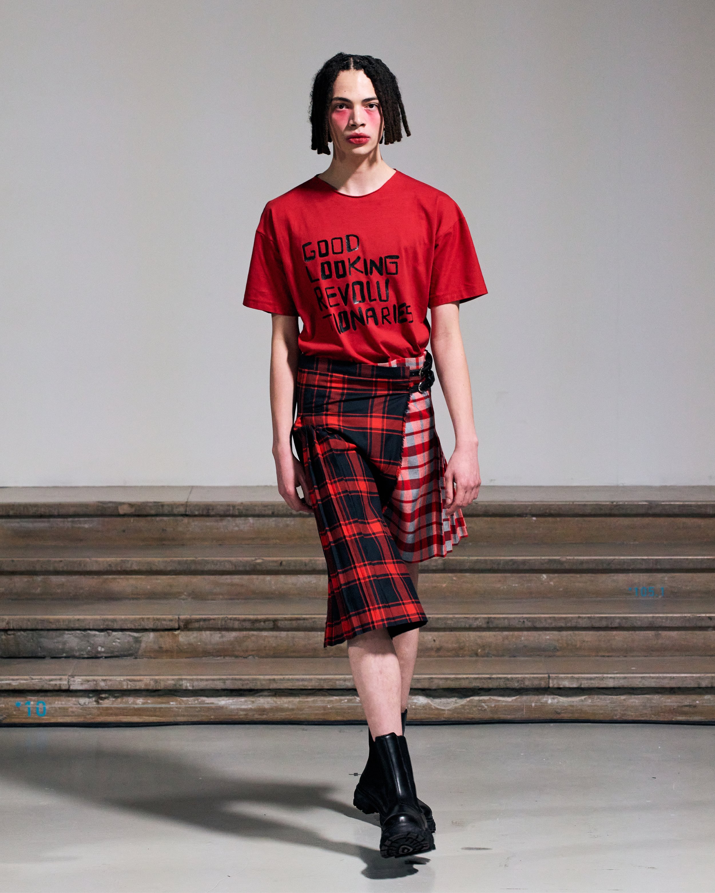 Kolor Magazine JEANNE FRIOT Fall 2023 Collection Look 8.jpg
