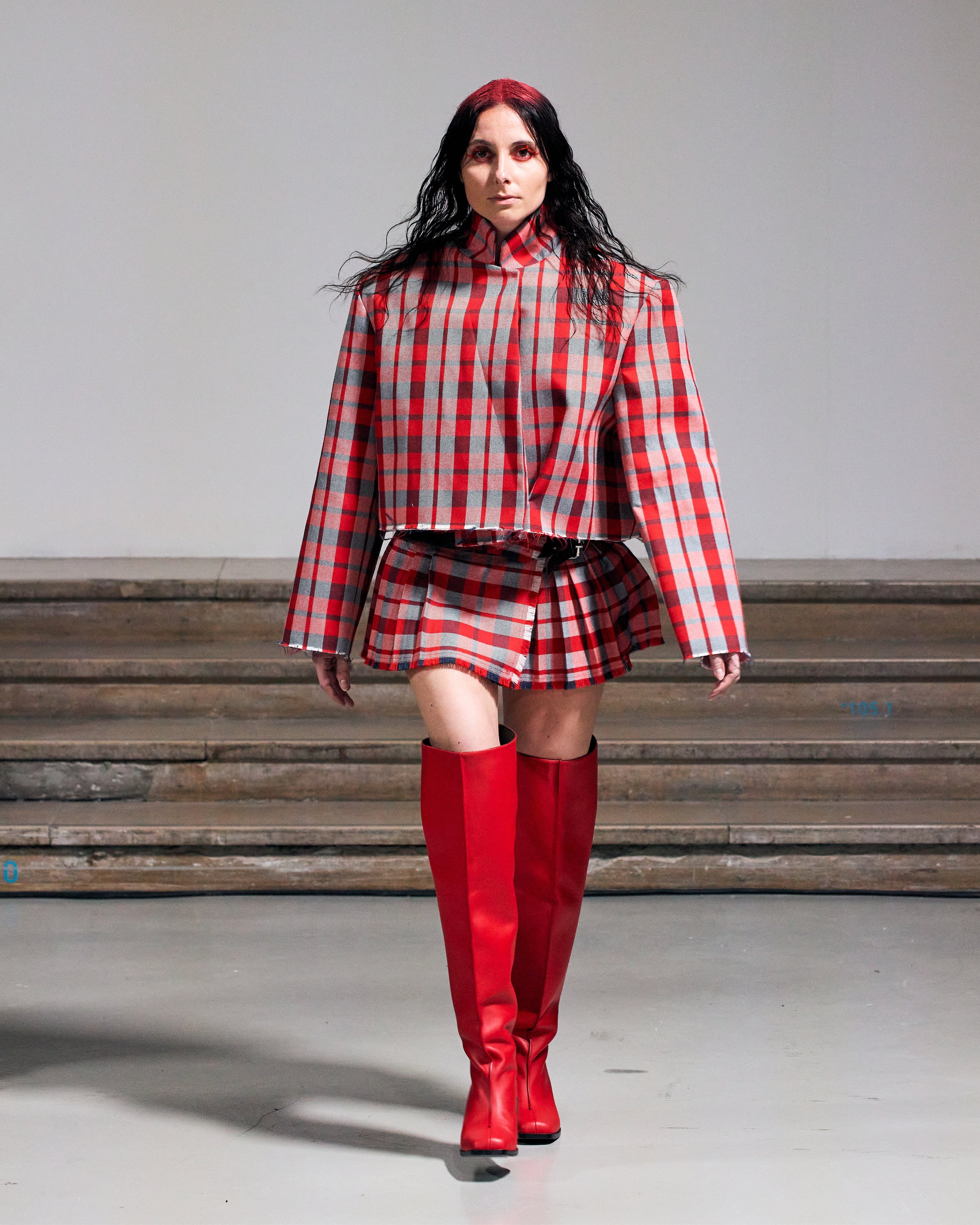 Kolor Magazine JEANNE FRIOT Fall 2023 Collection Look 14.jpg
