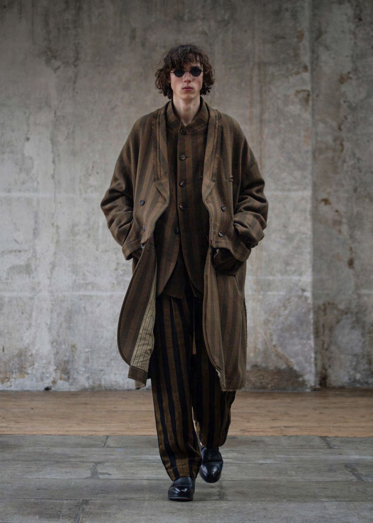 Kolor Magazine Ziggy Chen Fall 2023 Collection Look 17.png
