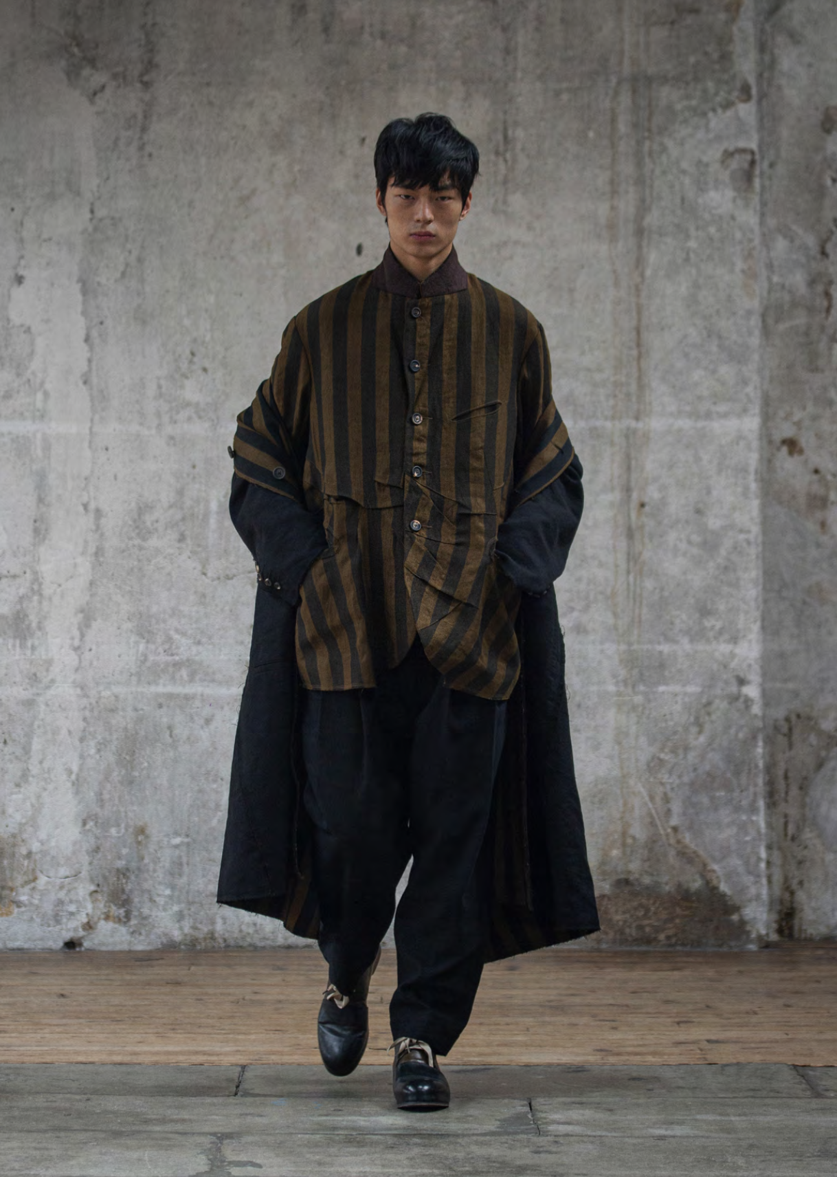Kolor Magazine Ziggy Chen Fall 2023 Collection Look 18.png