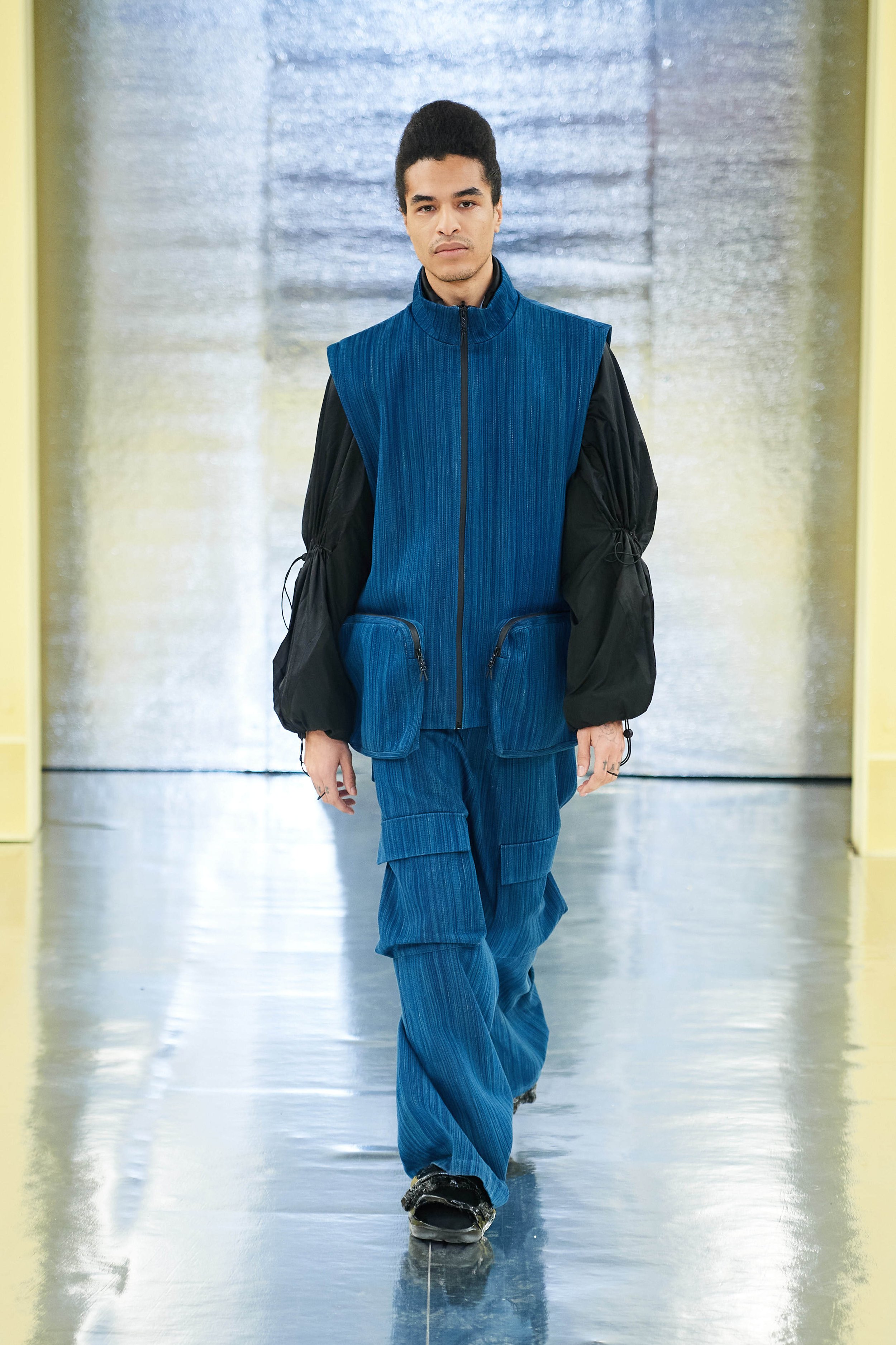 Kolor Magazine AW23-Copenhagen-Fashion-Week-Stamm-Runway-2-3-James-Cochrane-8.jpg