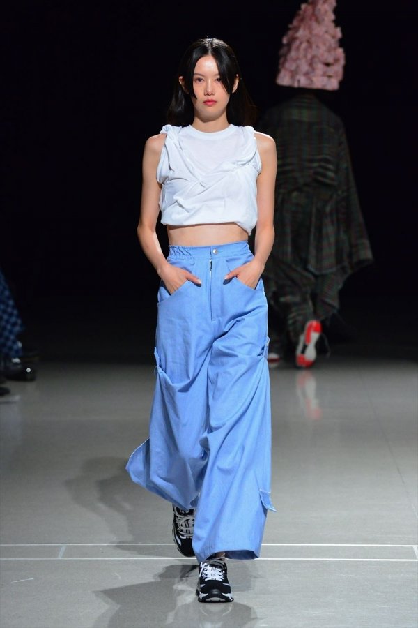 Kolor Magazine ablankpage Spring 2023 Collection Look 3.jpg