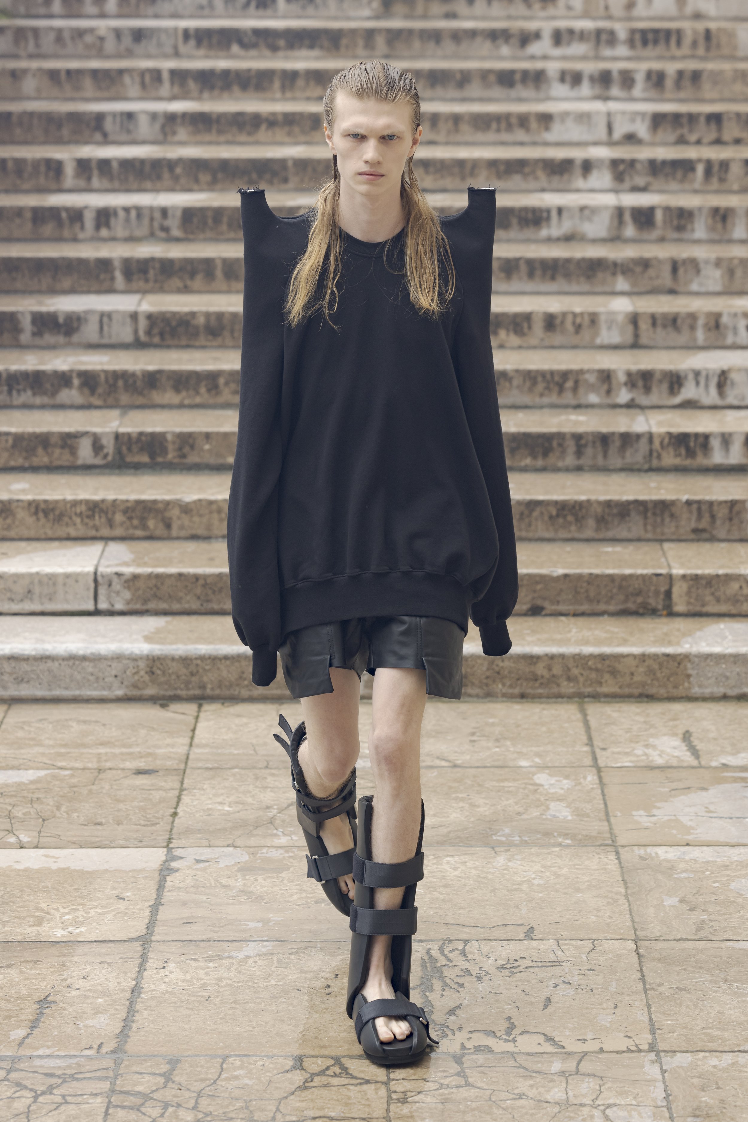 Kolor Magazine Rick Owens Spring 2024 Collection Look  36.jpg