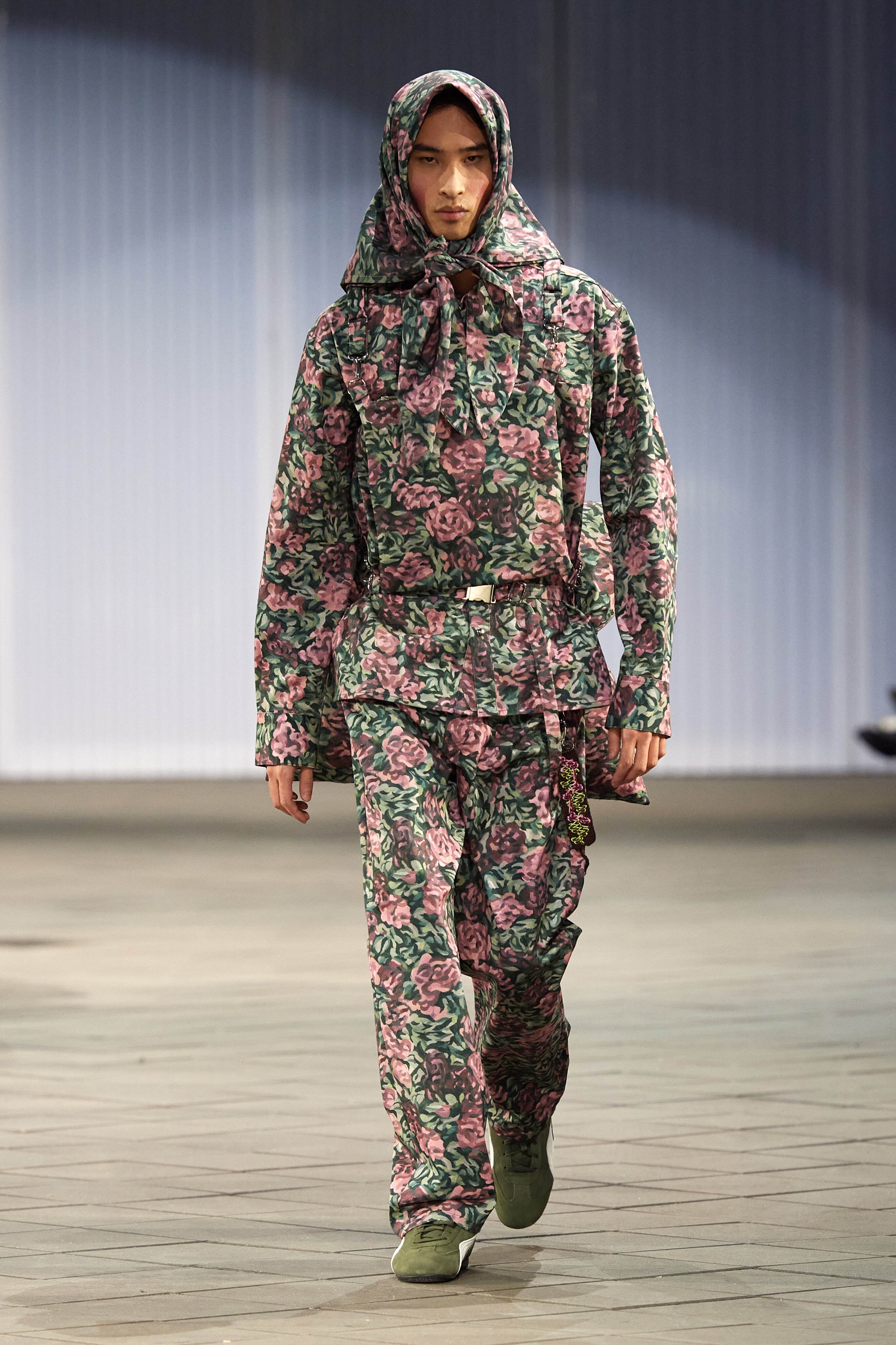 Kolor Magazine Rolf EkrothAW24-Copenhagen-Fashion-Week-RolfEkroth-Runway-2x3-James-Cochrane-7.jpg