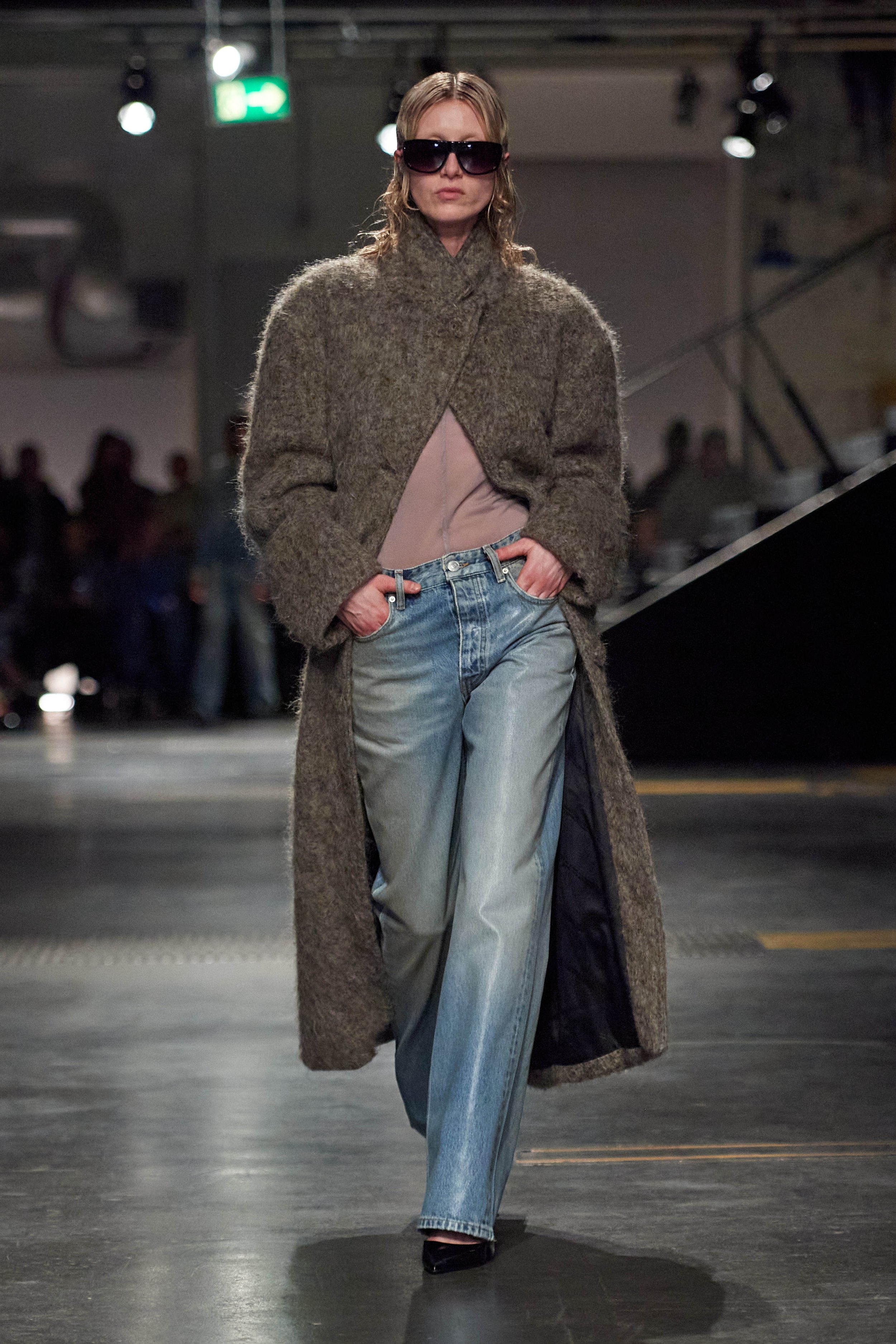 Kolor Magazine Won Hundred  AW24-Copenhagen-Fashion-Week-WonHundred-Runway-2x3-James-Cochrane-1.jpg