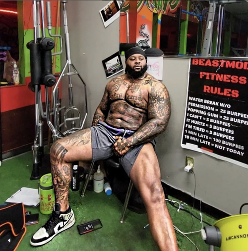 12 Thick Black Men That Will Inspire You to Wear A Tank Top or Less ...