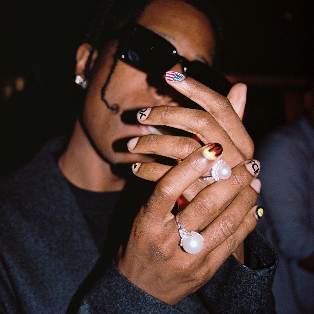 How These Male Celebrities Wear Nail Polish: ASAP Rocky, Kid Cudi, Lil Nas  X, and More | Complex