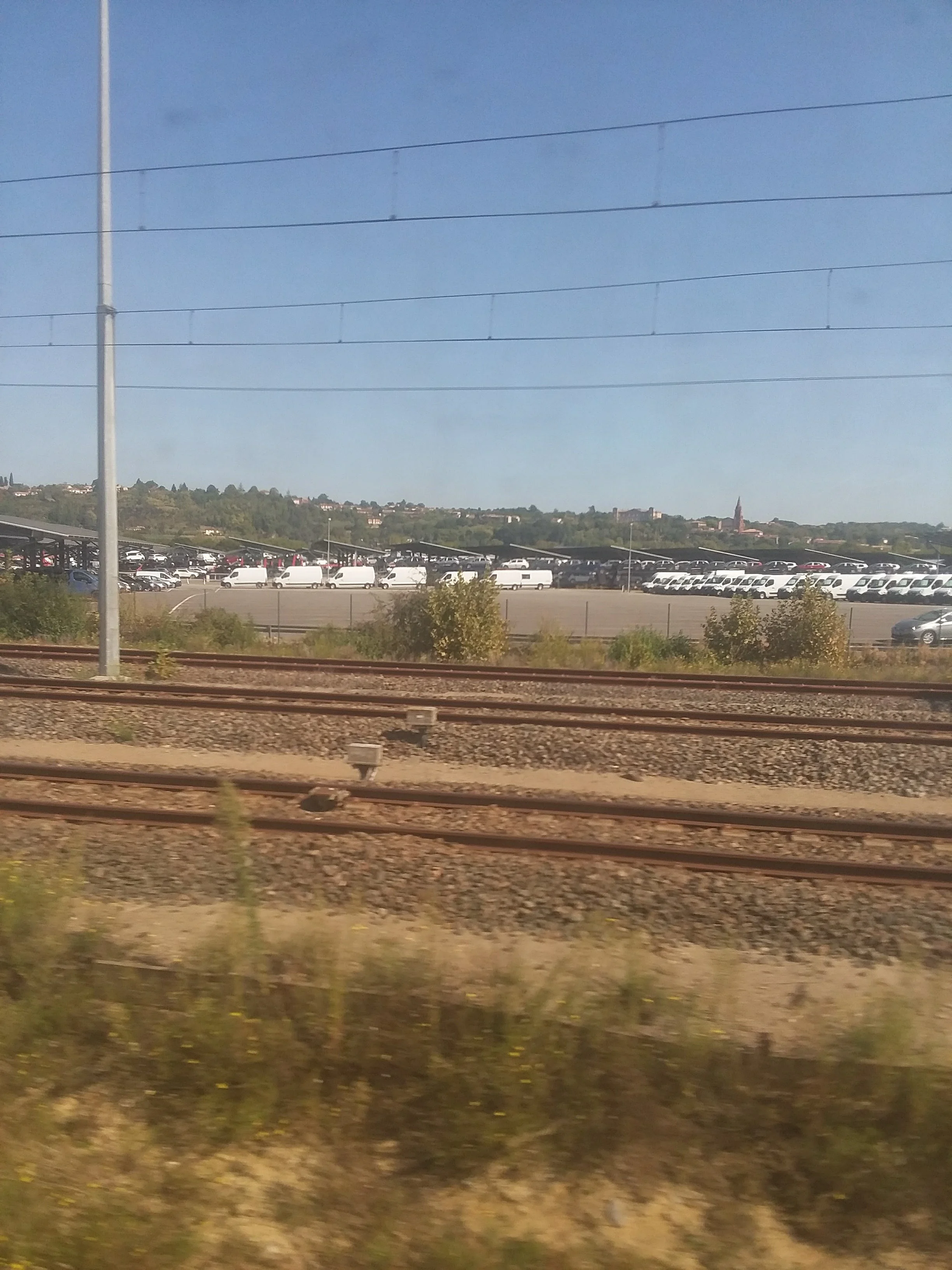 Oh, the remarkable countryside...Just kidding. Who cares about trucks?