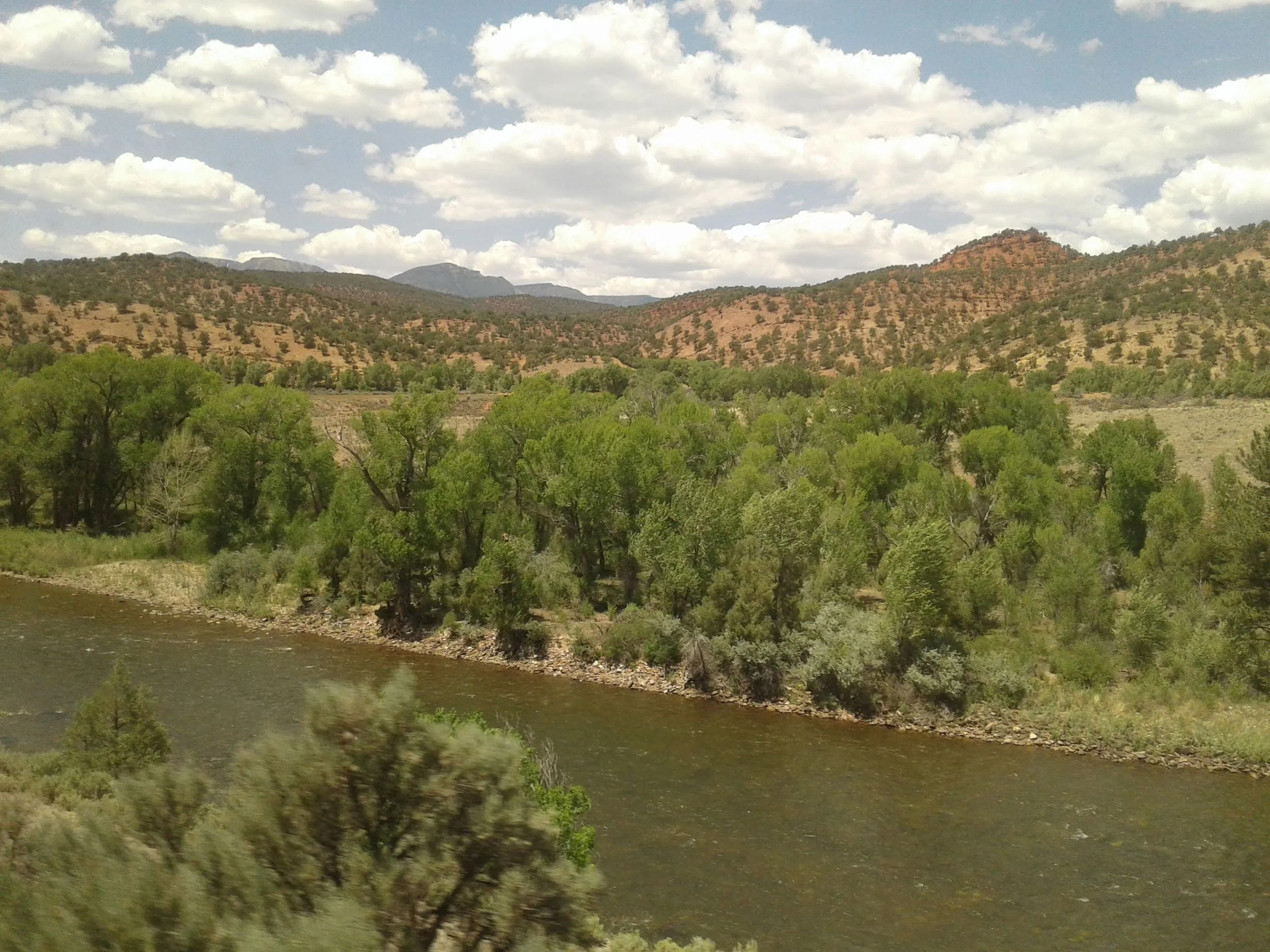 Daytime panorama, west of Denver 