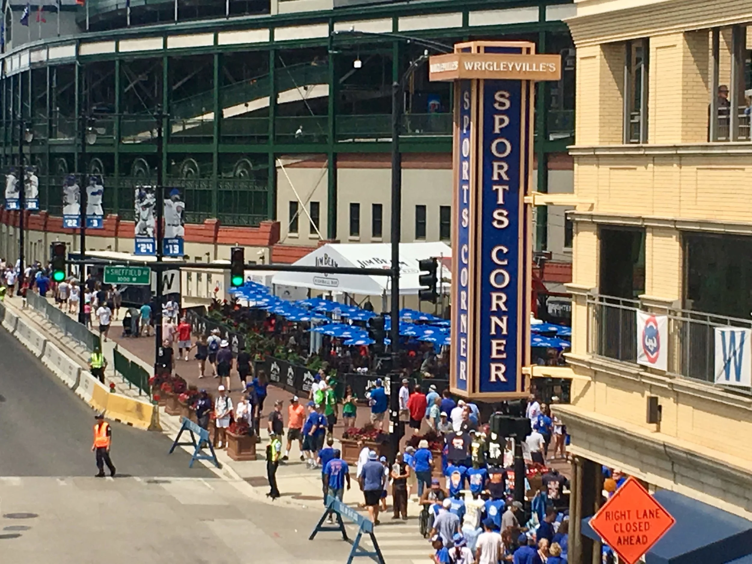 Carol captured the buzz of game day from the "L" platform