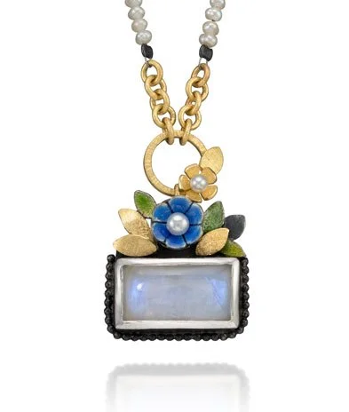 GK_square_space_393x464necklace4.jpg