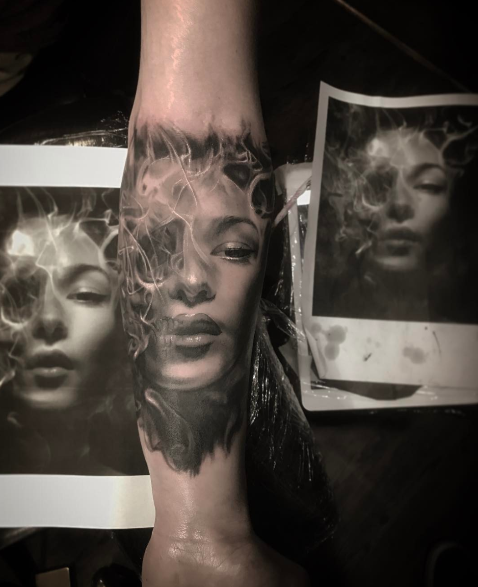 Screen Shot 2017-11-24 at 12.11.15 AM.png